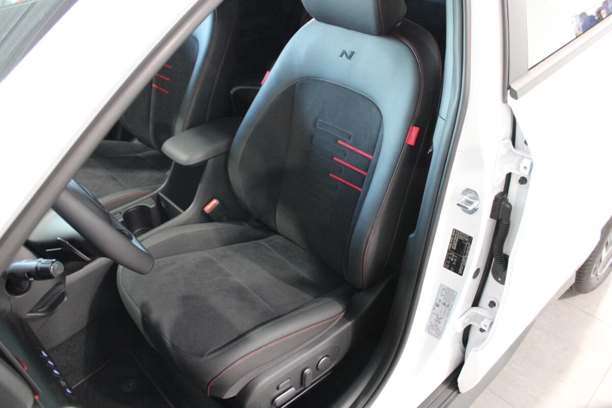 Hyundai KONA SX2 1.6 T-GDI N Line DCT 4WD – Bild 9