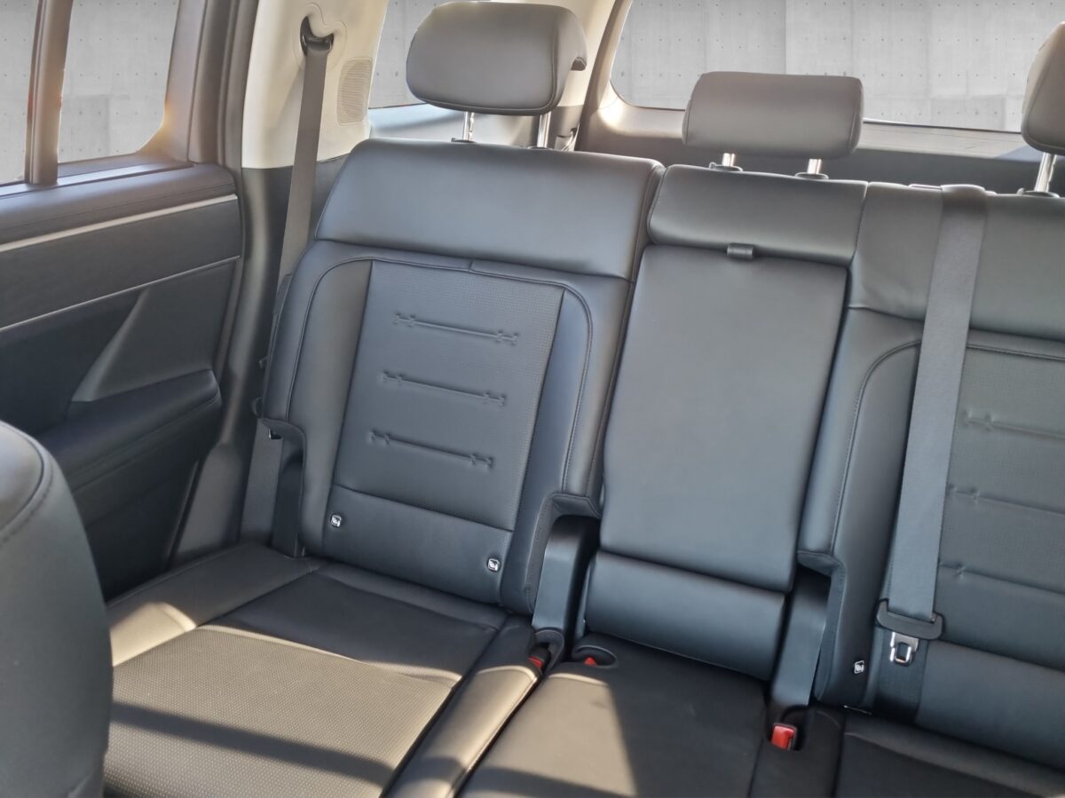 Hyundai SANTA FE 1.6T-GDI Signature Plug-In Hybrid 4WD – Bild 9