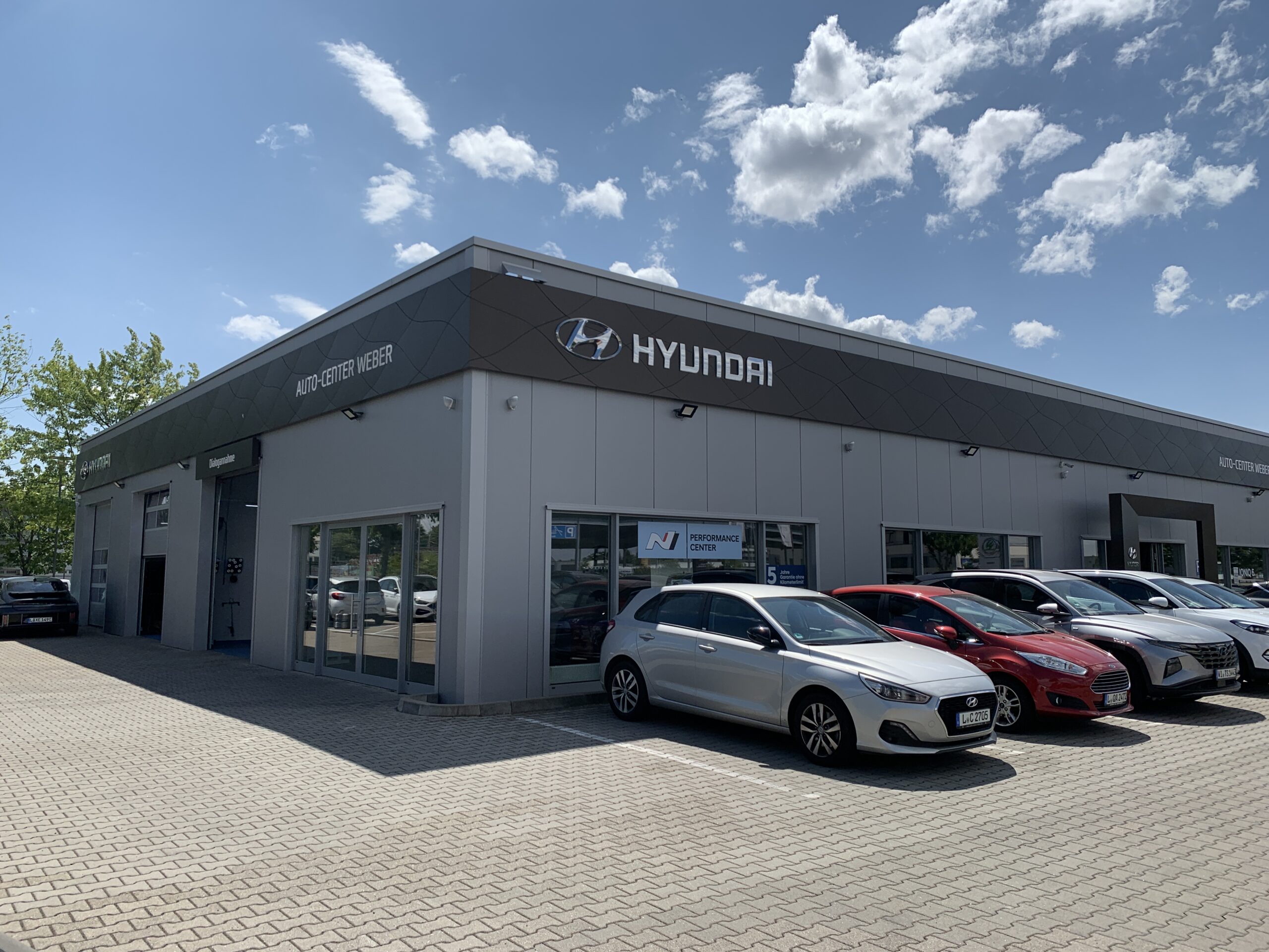 Eingang Hyundai Wachau