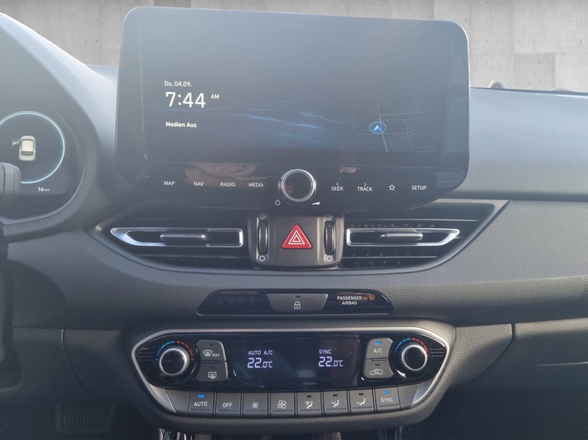 Hyundai i30 FL Kombi 1.5 T-GDI 48V-Hybrid Advantage DCT – Bild 14