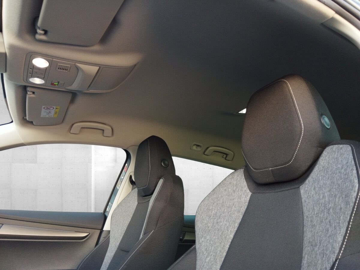 Skoda Karoq 1.5 TSI Drive DSG 4xSHZ*AHK*AUT*Kam. – Bild 8