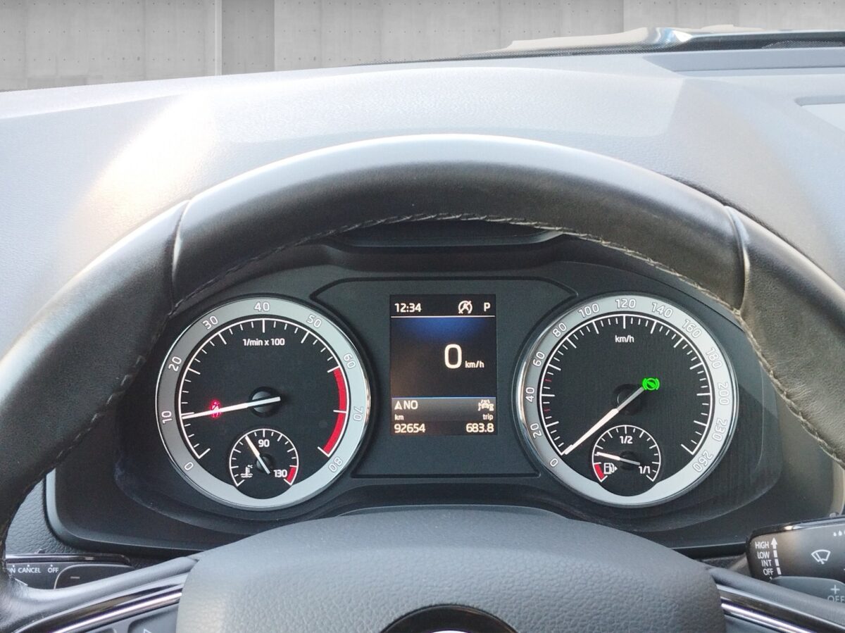Skoda Karoq 1.5 TSI Drive DSG 4xSHZ*AHK*AUT*Kam. – Bild 11