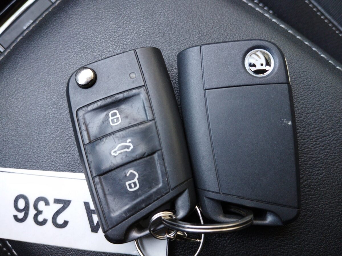 Skoda Karoq 1.5 TSI Drive DSG 4xSHZ*AHK*AUT*Kam. – Bild 29