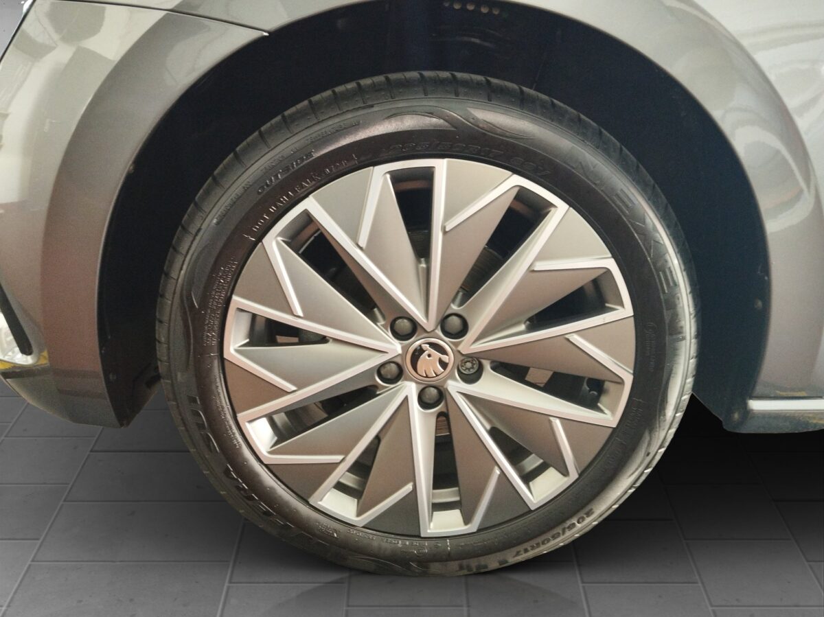 Skoda Scala 1.0 TSI Clever *Fernlichtass.*Kam.*KeyLess* – Bild 20