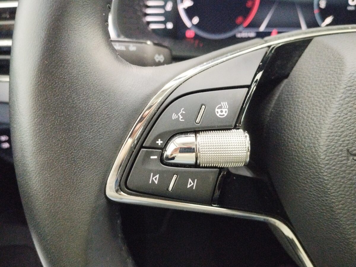 Skoda Scala 1.0 TSI Clever *Fernlichtass.*Kam.*KeyLess* – Bild 23