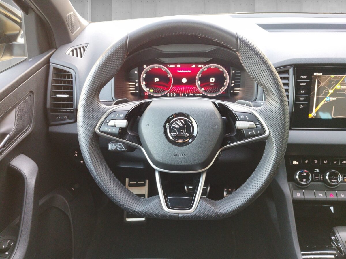 Skoda Karoq 1.5 TSI Sportline DSG Matrix*2xKlima*ACC – Bild 10