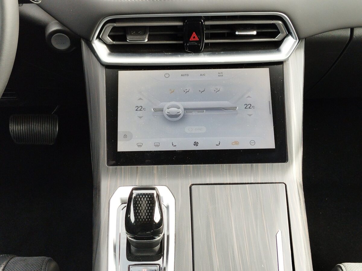 GWM WEY 03 2.0 PHEV Luxury 360°*ACC*AUT*Alcant.*HUD – Bild 15