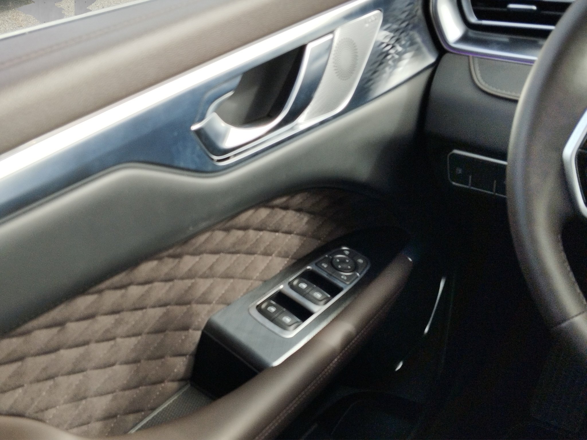 GWM WEY 05 2.0 PHEV Luxury AWD 360°*ACC*AUT*DynLicht – Bild 12