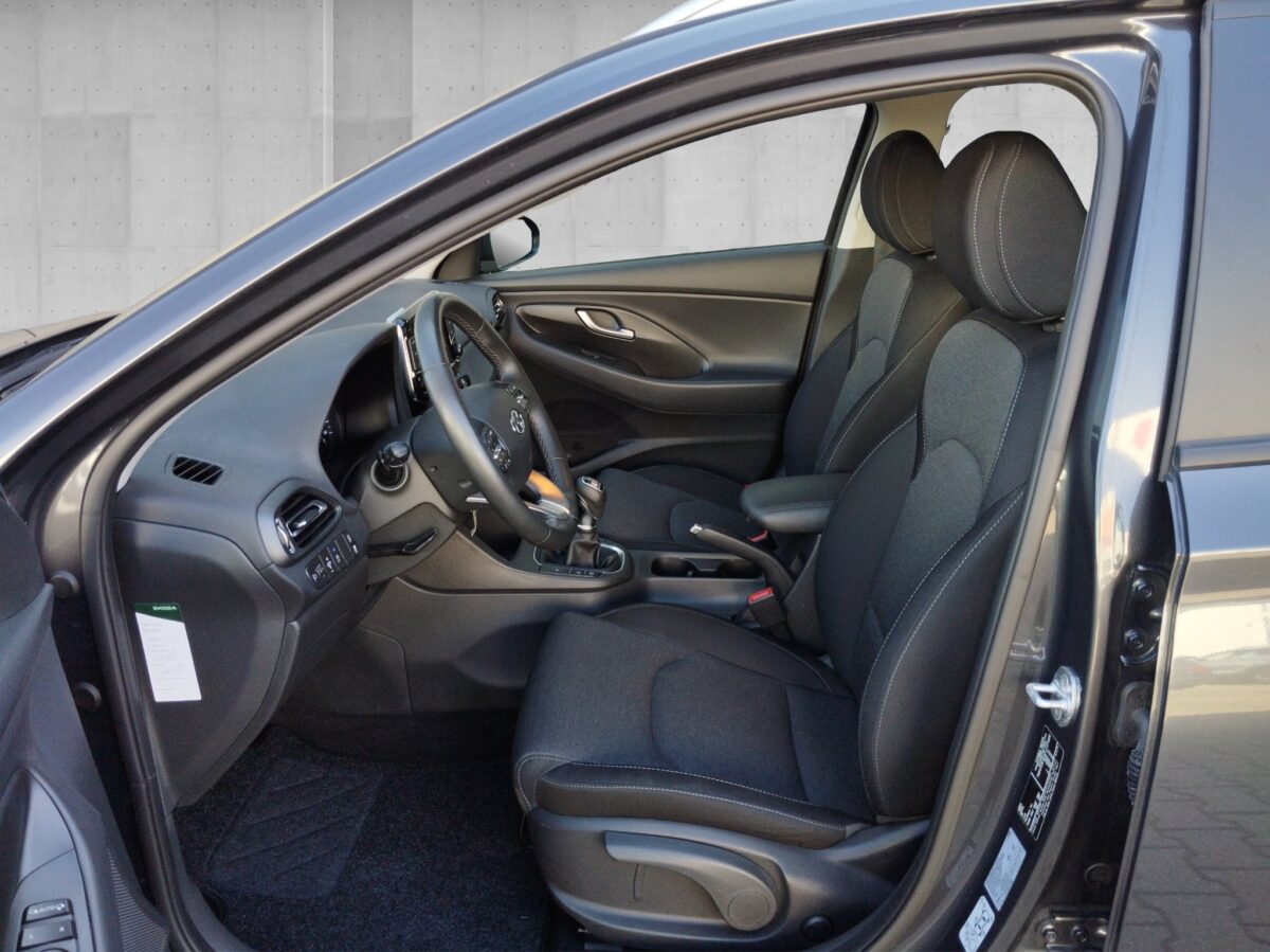 Hyundai i30 FL Kombi 1.5 T-GDI 48V-Hybrid Trend DynLicht – Bild 7