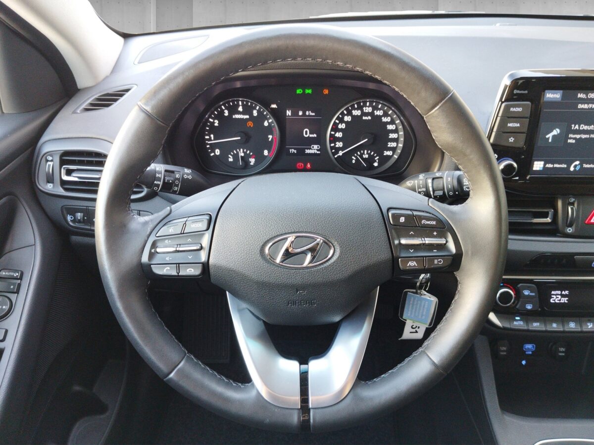 Hyundai i30 FL Kombi 1.5 T-GDI 48V-Hybrid Trend DynLicht – Bild 10