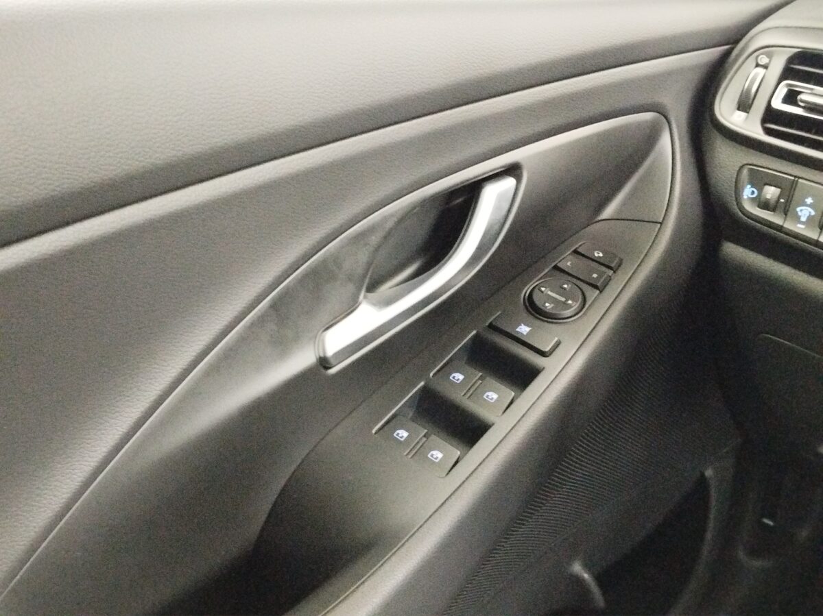 Hyundai i30 FL Kombi 1.0 T-GDI Advantage DynLicht*Kam. – Bild 12