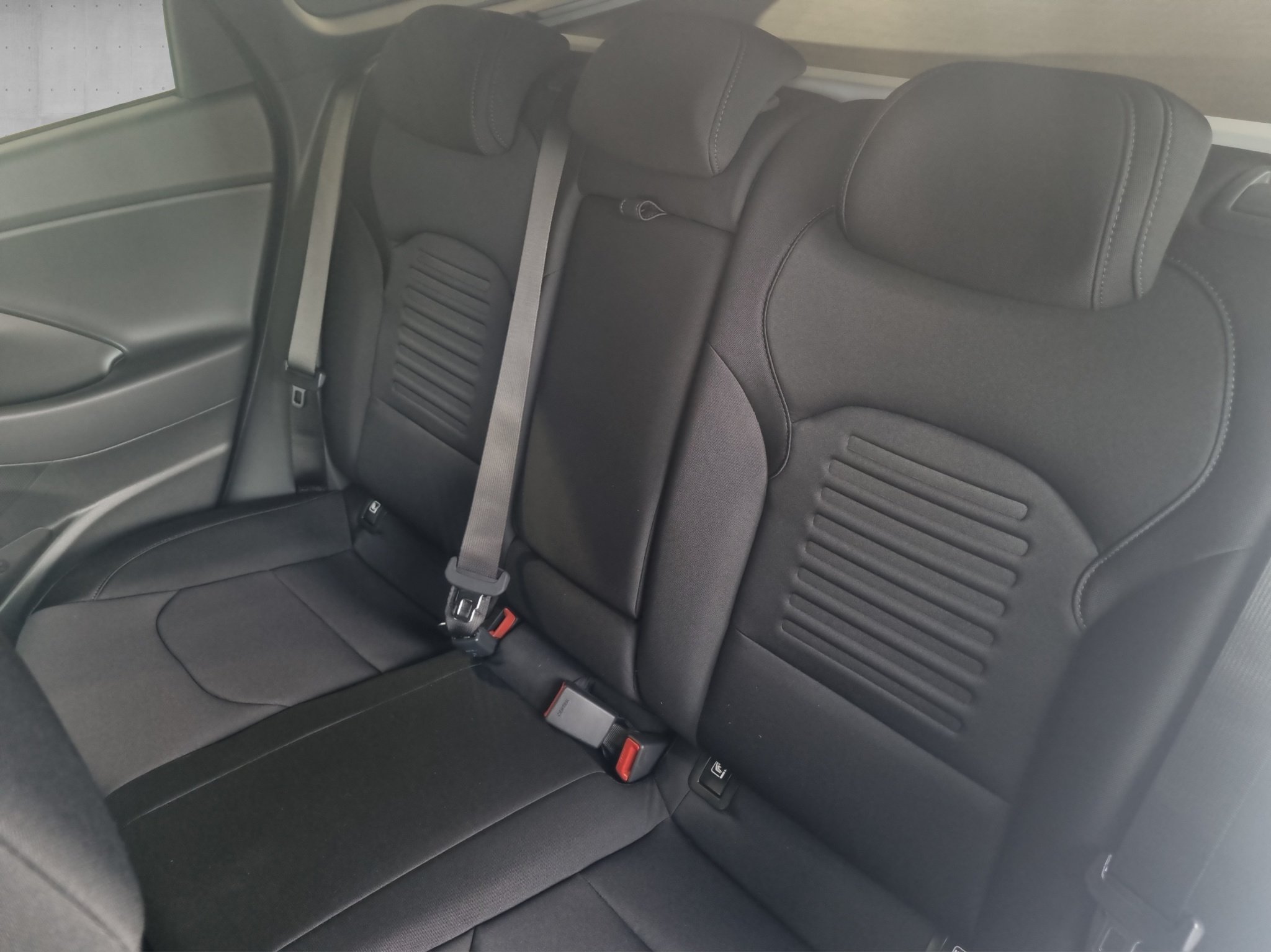 Hyundai i30 FL Kombi 1.5 T-GDI 48V-Hybrid Advantage DCT – Bild 8