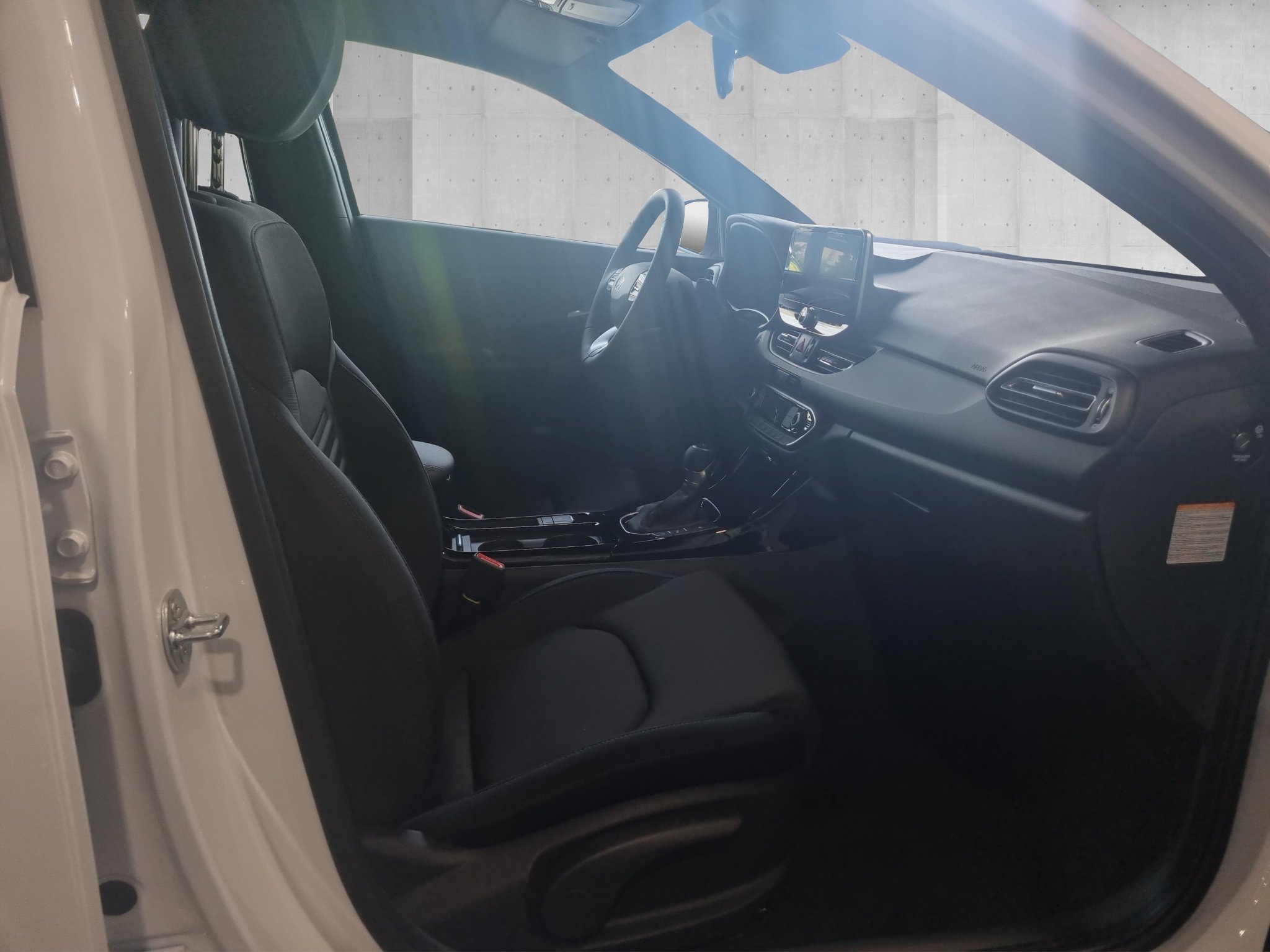 Hyundai i30 FL Kombi 1.5 T-GDI 48V-Hybrid Advantage DCT – Bild 18