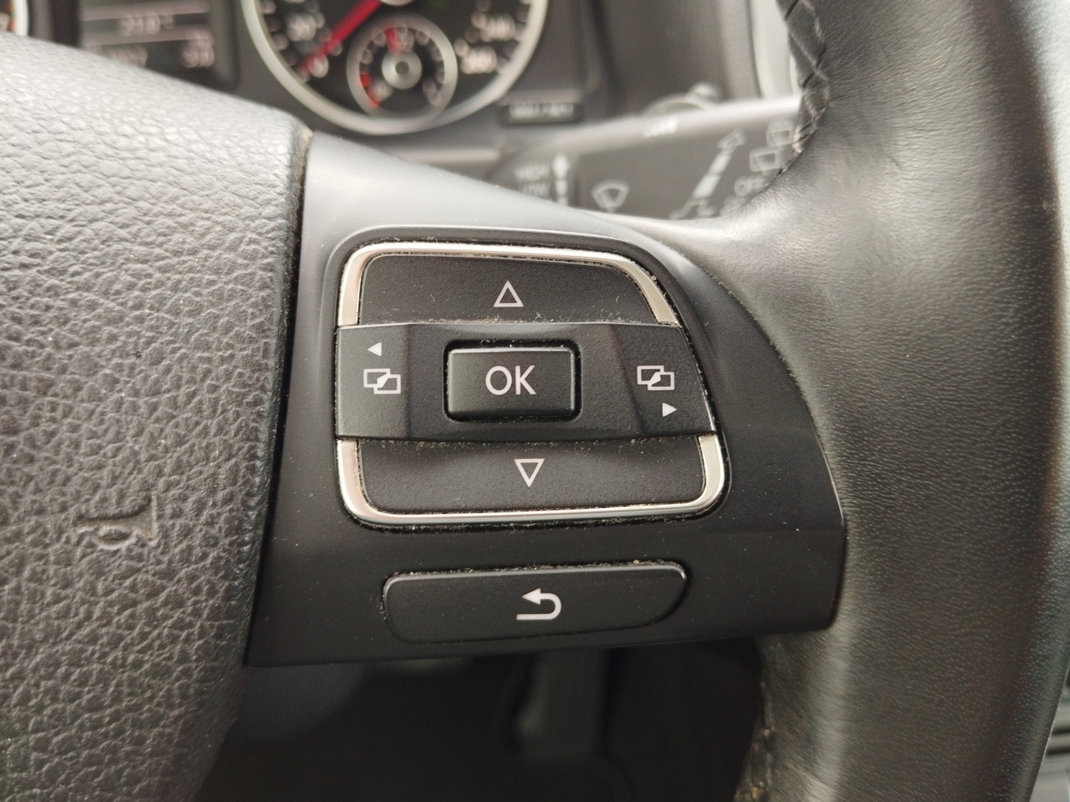 VW Tiguan 2.0 TSI Comfortline 4Motion DSG AUT*Kam. – Bild 23