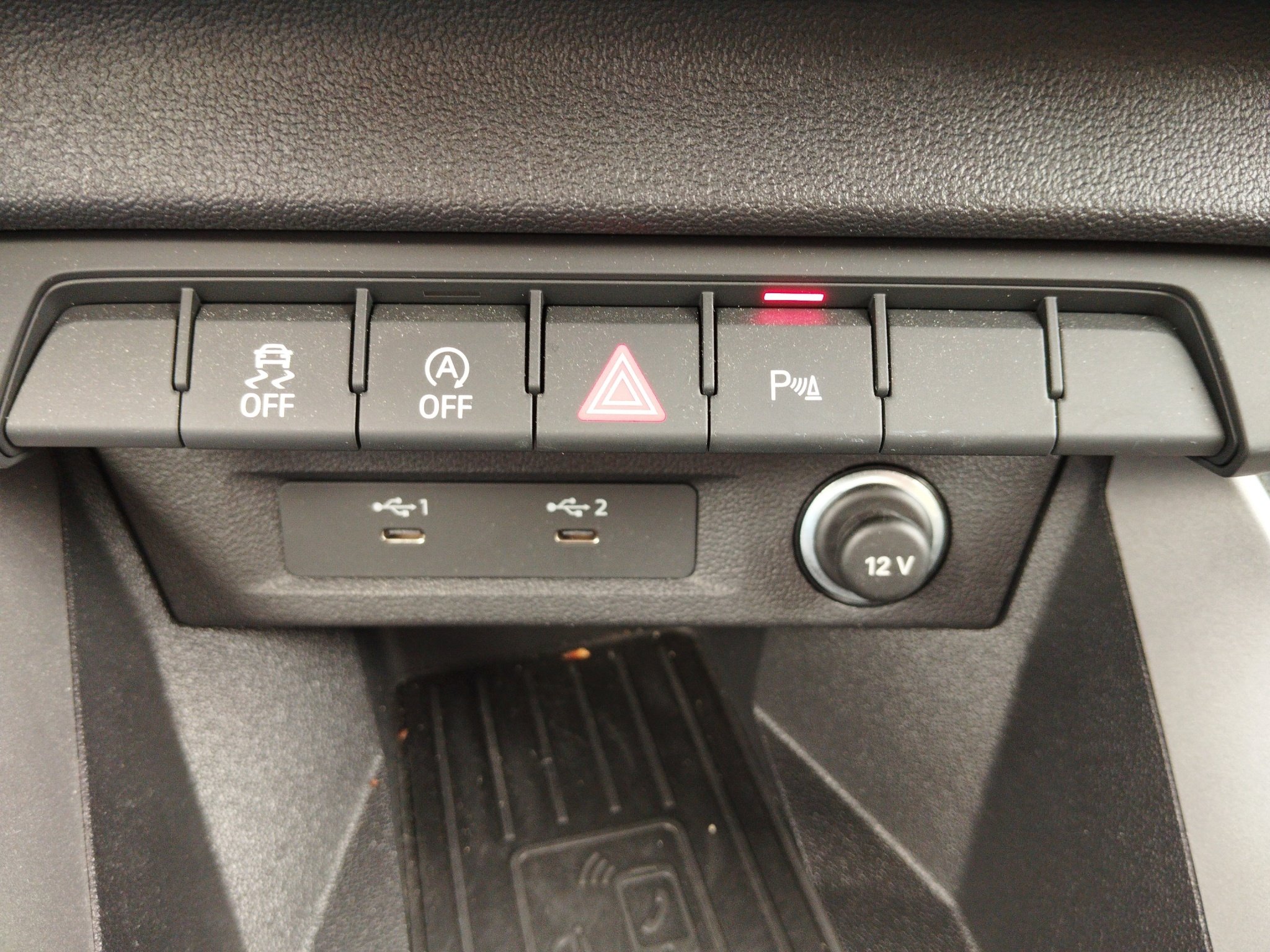 Audi A1 Sportback 1.5 TFSI S line DSG AUT*DynLicht*LM – Bild 27