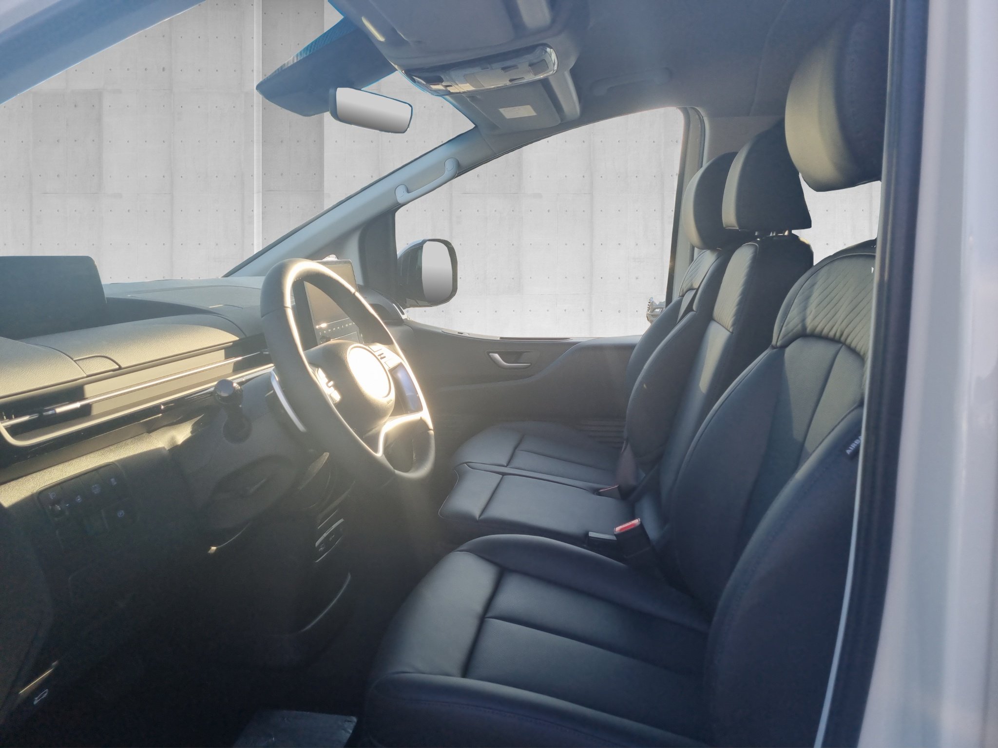 Hyundai STARIA 1.6 T-GDI HEV Prime Aut. *9-Sitzer*ACC*LED* – Bild 7