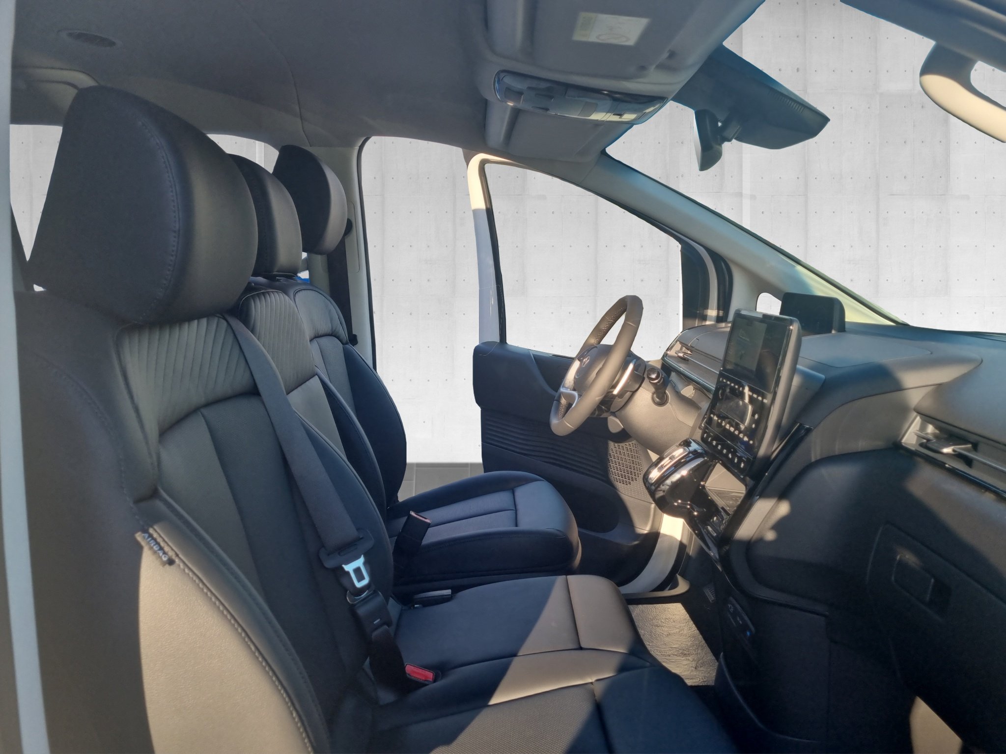 Hyundai STARIA 1.6 T-GDI HEV Prime Aut. *9-Sitzer*ACC*LED* – Bild 18