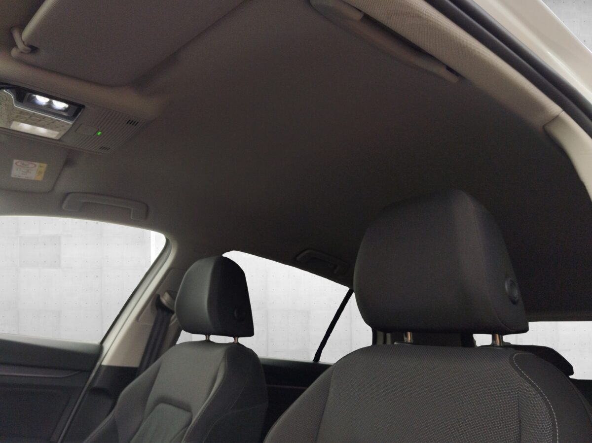 VW Golf VIII 2.0 TDI Style DSG ACC*AHK*AUT*DynLicht – Bild 8