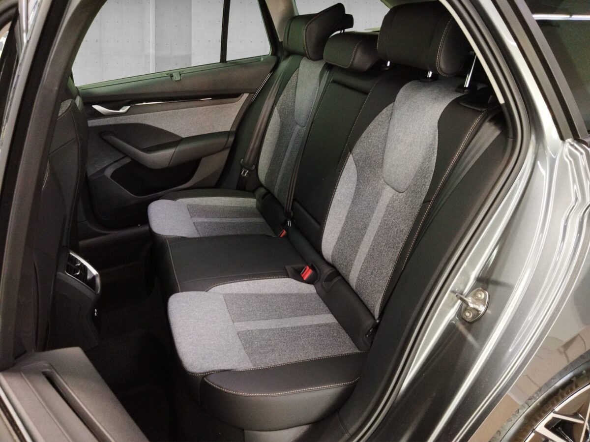 Skoda Octavia Combi 1.5 TSI Tour *Matrix*Kam.*LM*Navi* – Bild 9