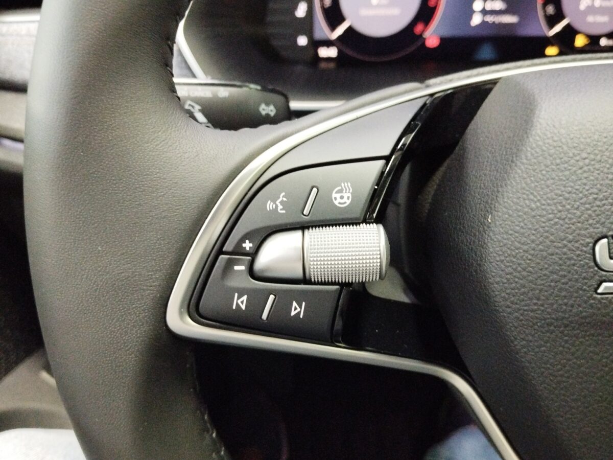 Skoda Octavia Combi 1.5 TSI Tour *Matrix*Kam.*LM*Navi* – Bild 23