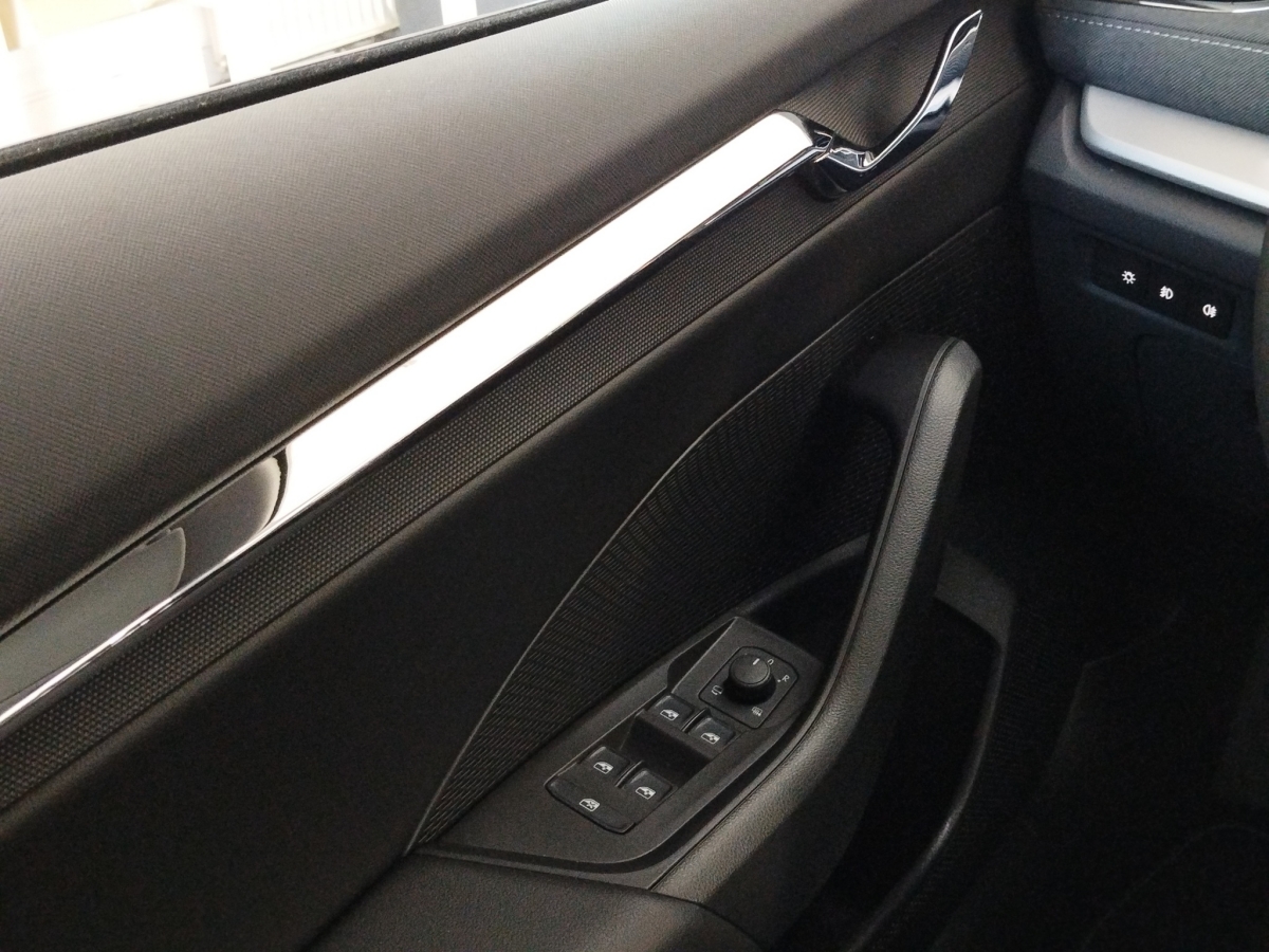 Skoda Octavia Combi 2.0 TDI Style DSG 4xSHZ*ACC*AUT*LM – Bild 12