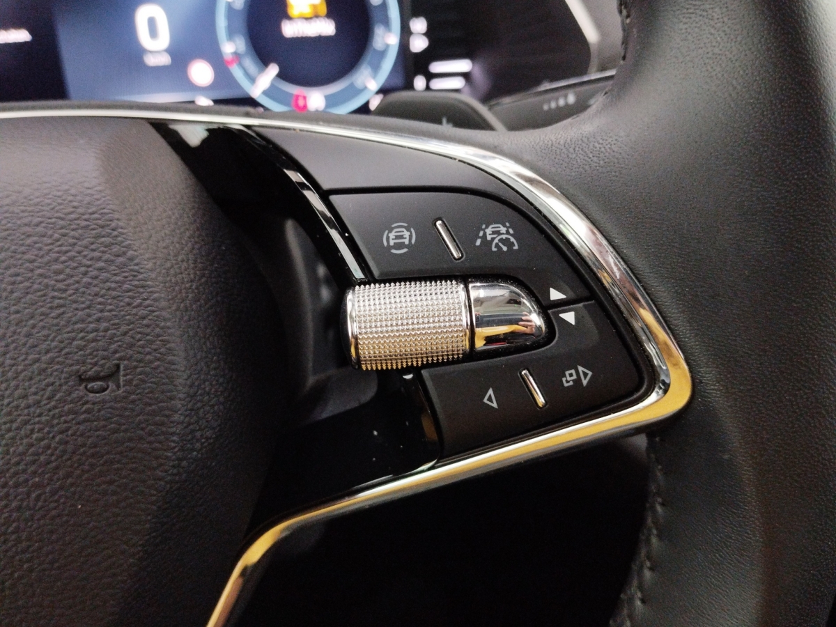 Skoda Octavia Combi 2.0 TDI Style DSG 4xSHZ*ACC*AUT*LM – Bild 24