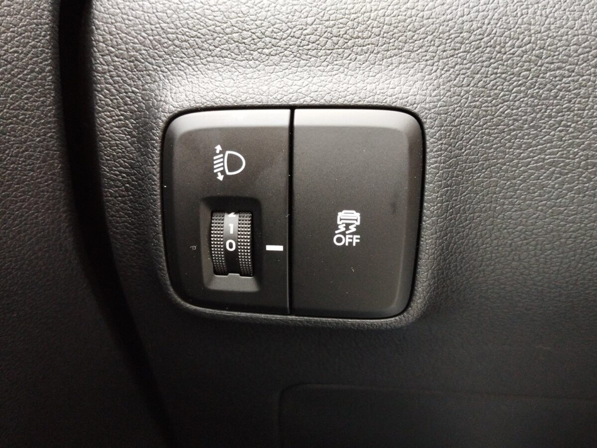 Hyundai i10 FL 1.0 Select *PDC*Fernlichtass.*Kam. – Bild 28