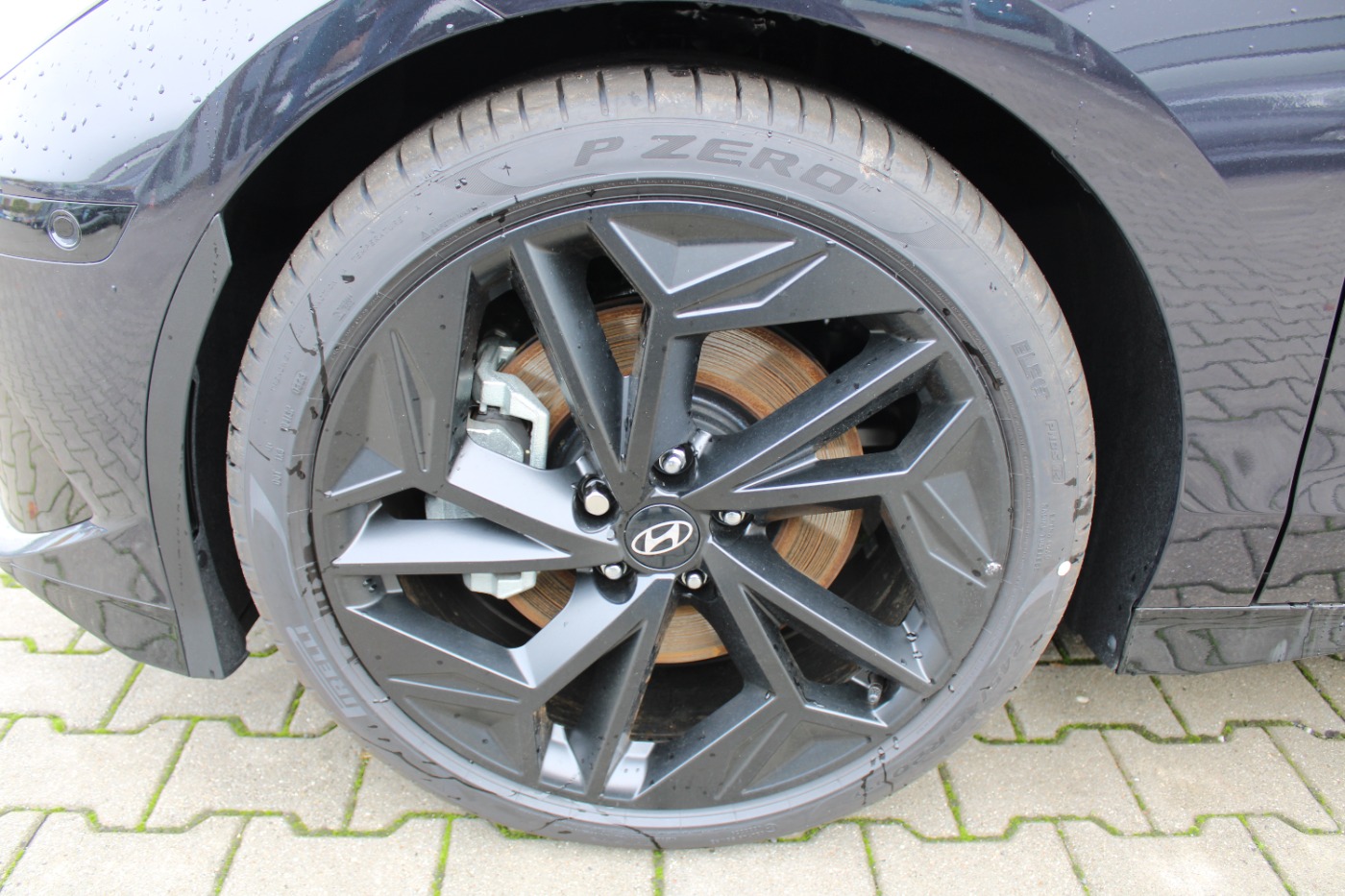 Hyundai IONIQ 6 First Edition 4WD 360*4xSHZ*ACC*AUT*Kam. – Bild 6