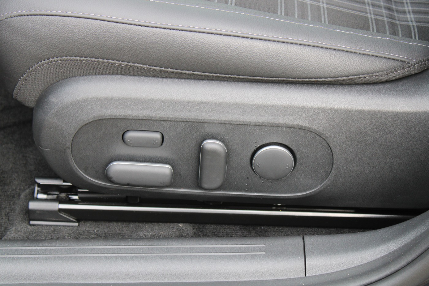 Hyundai IONIQ 6 First Edition 4WD 360*4xSHZ*ACC*AUT*Kam. – Bild 26