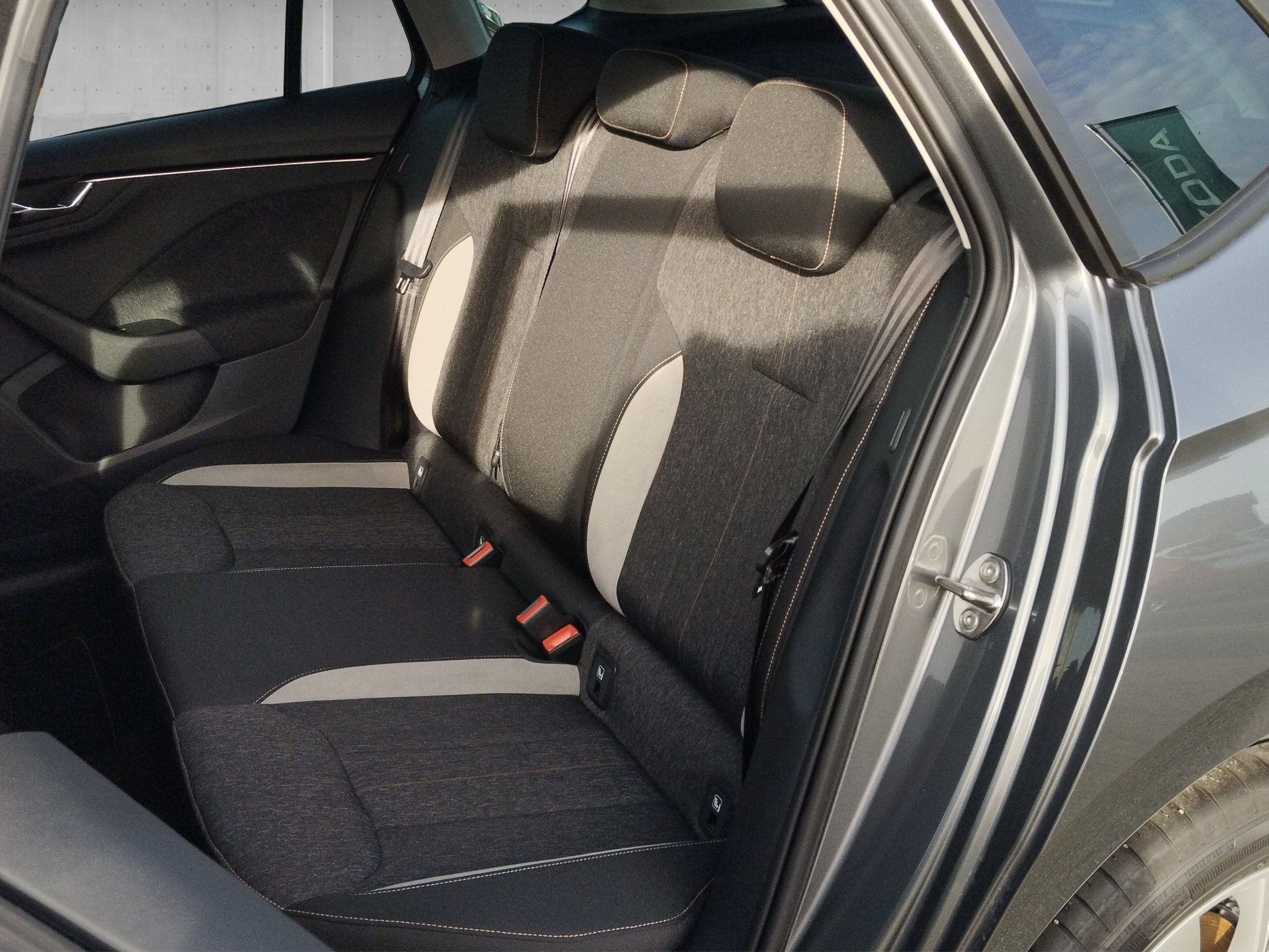 Skoda Kamiq 1.5 TSI Style AHK*Fernlichtass.*Kam.*KlimaA – Bild 9