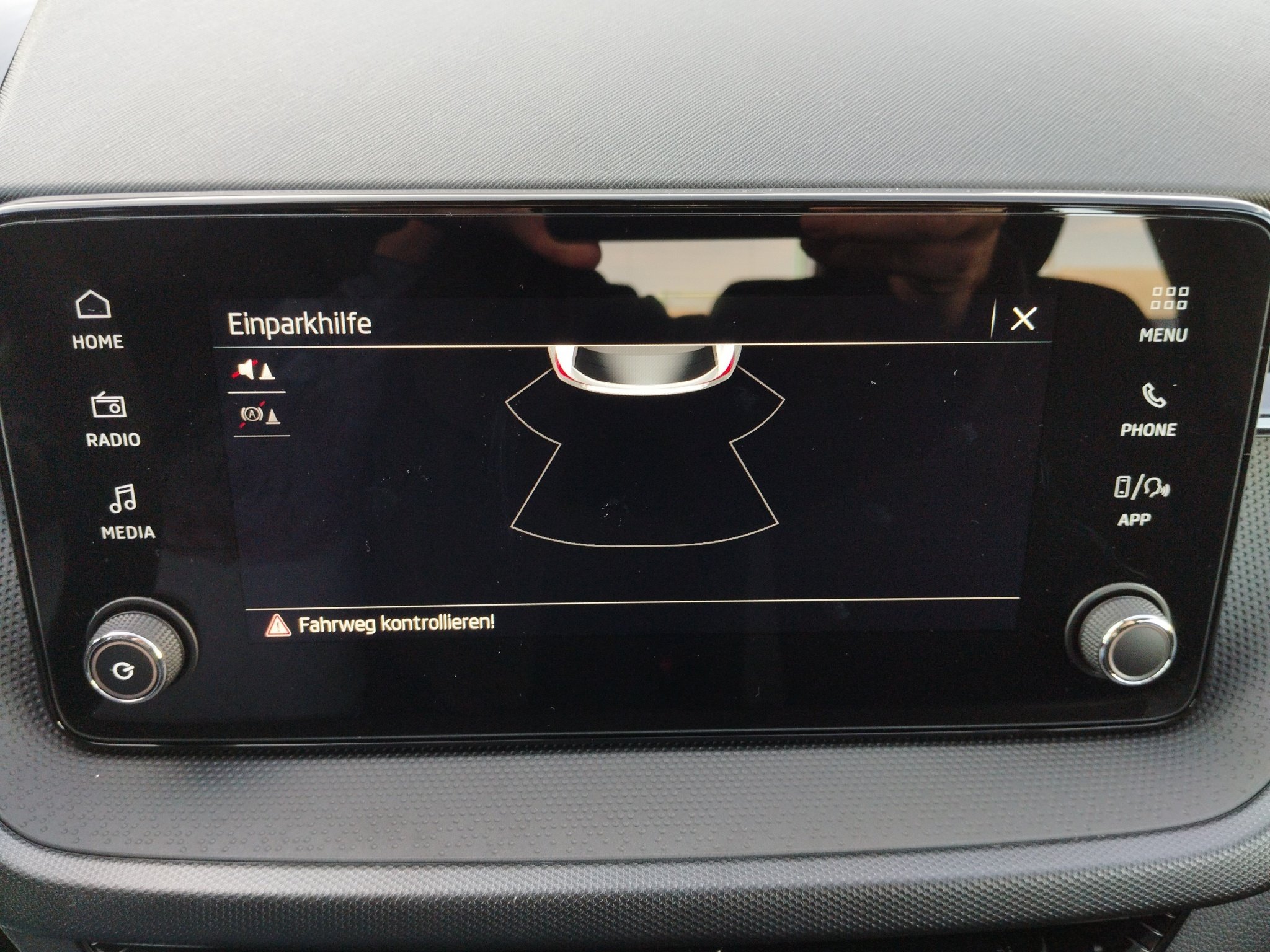 Skoda Fabia 1.0 TSI Essence *LED*LM*PDC*SHZ*SpurH* – Bild 21