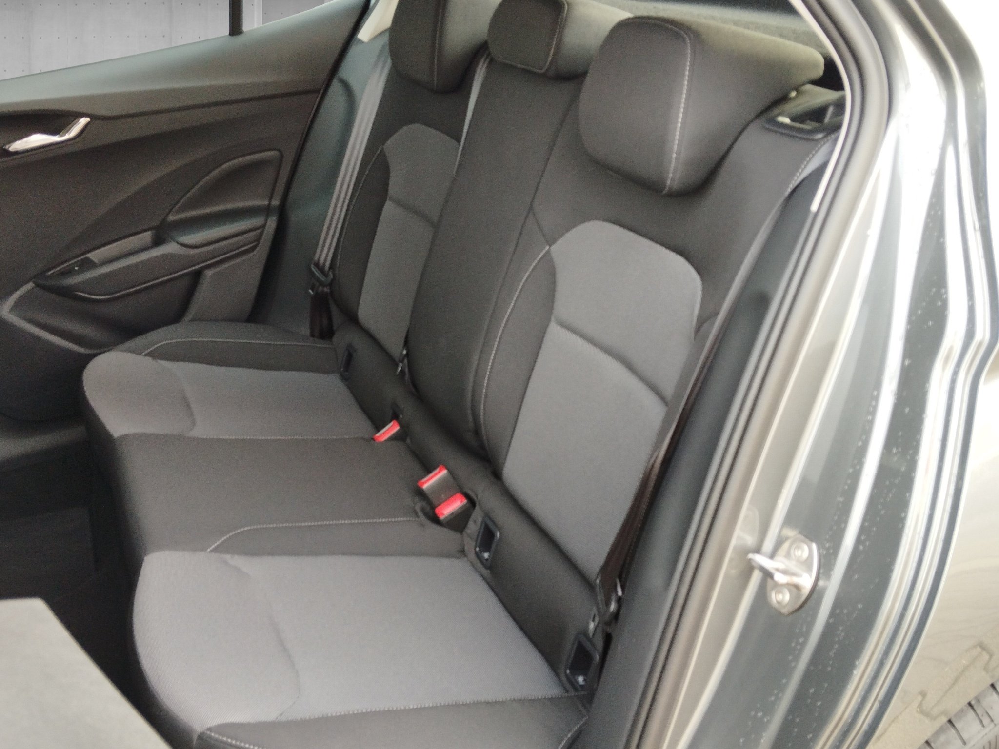 Skoda Fabia 1.0 MPI Selection KeyLess*KlimaA*LED*LM – Bild 9