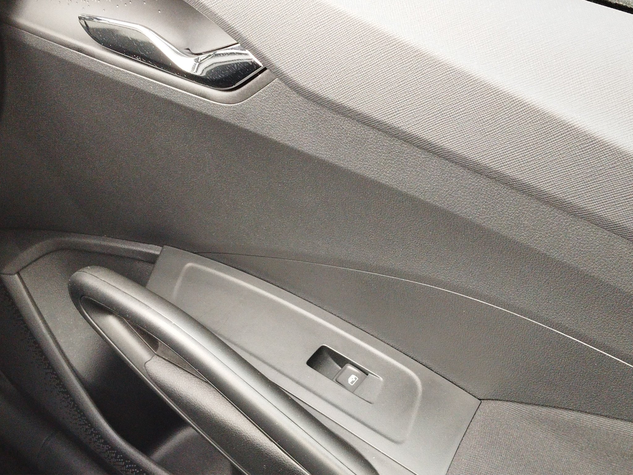 Skoda Fabia 1.0 MPI Selection KeyLess*KlimaA*LED*LM – Bild 16