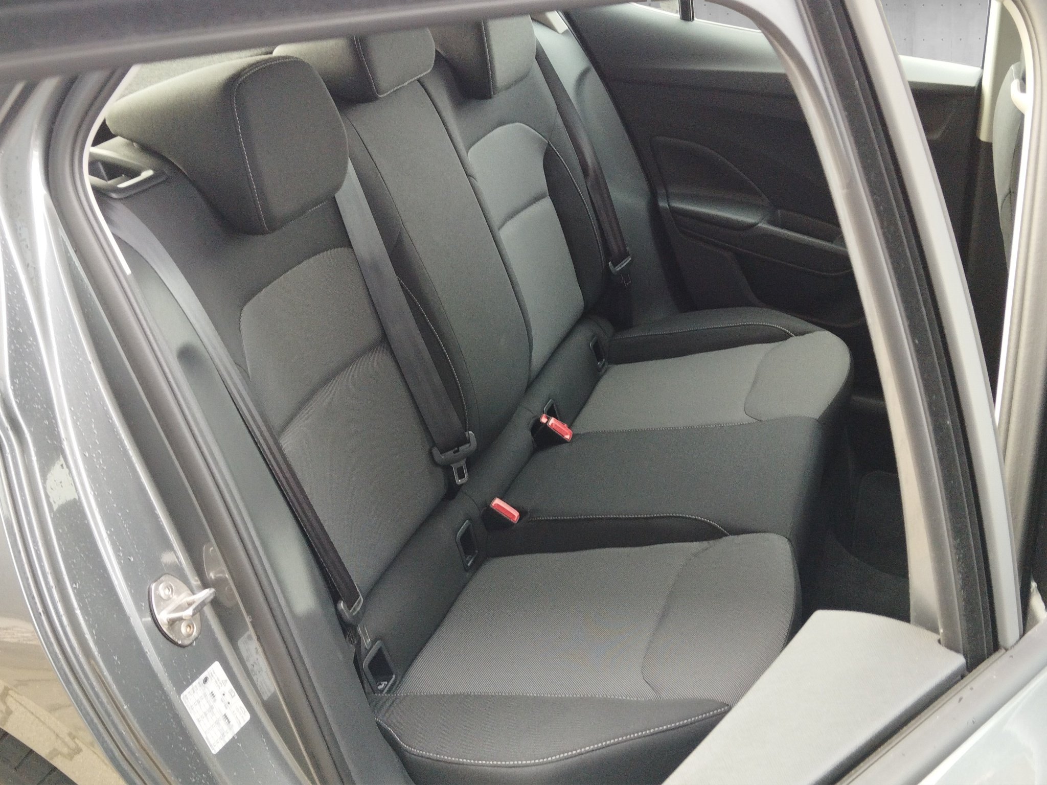 Skoda Fabia 1.0 MPI Selection KeyLess*KlimaA*LED*LM – Bild 18