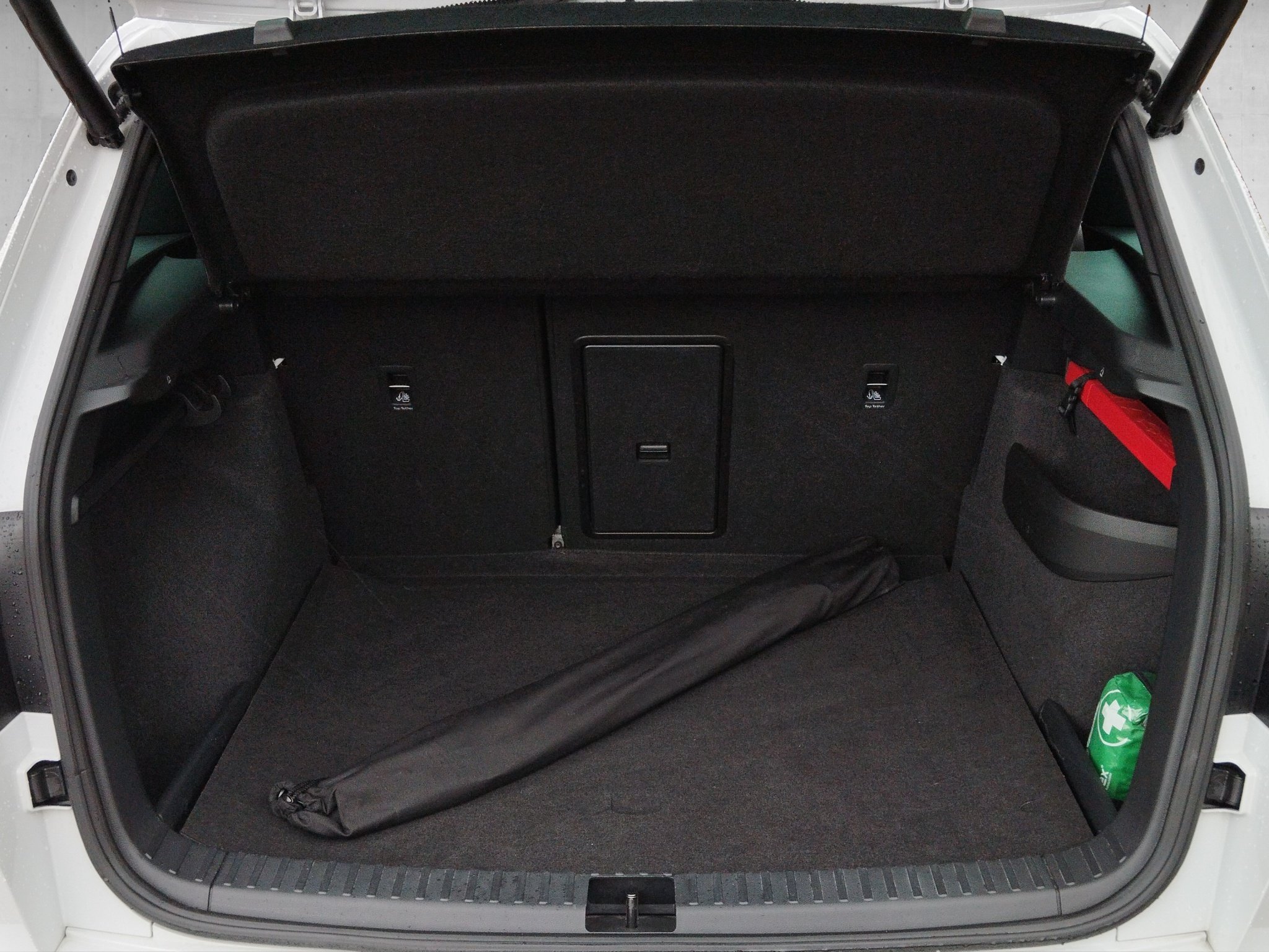 Skoda Karoq 2.0 TSI Sportline 4x4 DSG 4xSHZ*ACC*AHK*LM – Bild 17