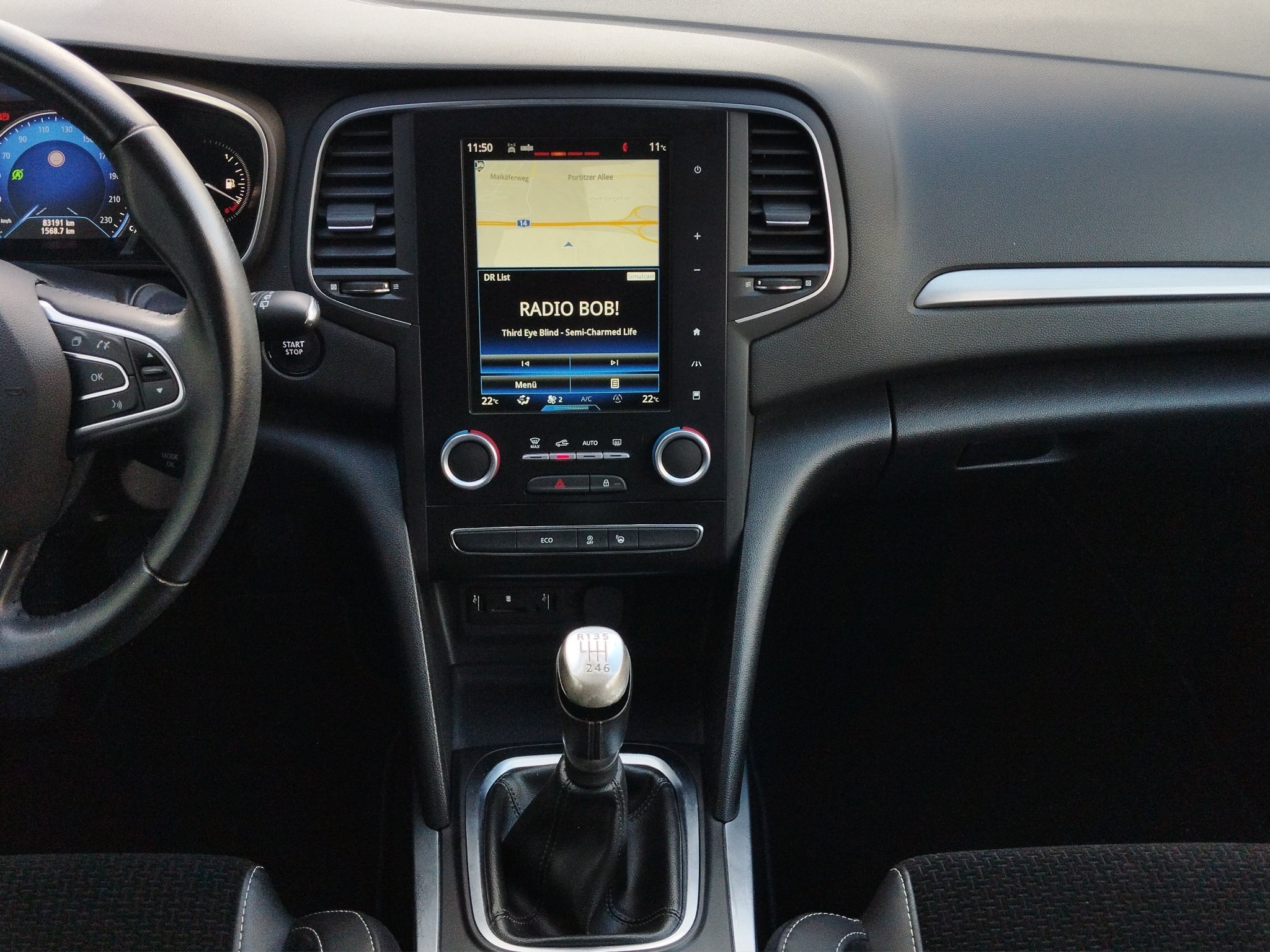 Renault Megane IV 1.2 TCe 130 Energy Intens. *DynLicht*LM – Bild 14