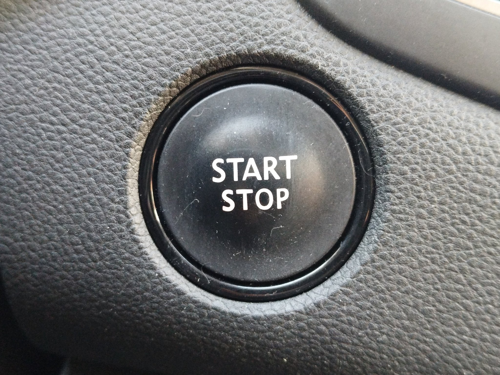 Renault Megane IV 1.2 TCe 130 Energy Intens. *DynLicht*LM – Bild 23