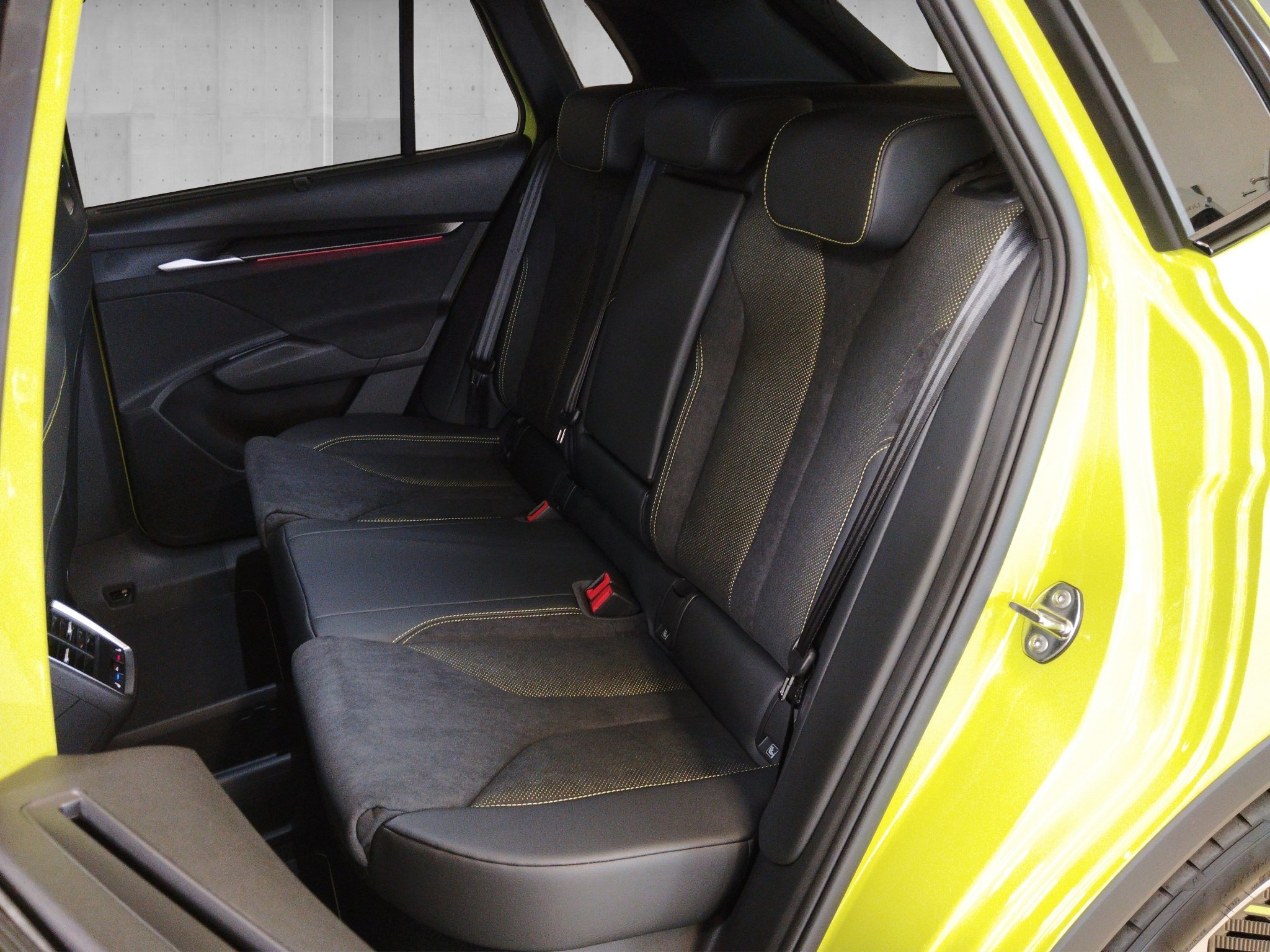 Skoda Elroq RS Automatik 4x4 *360°*4xSHZ*ACC*AHK*AUT*LM – Bild 9