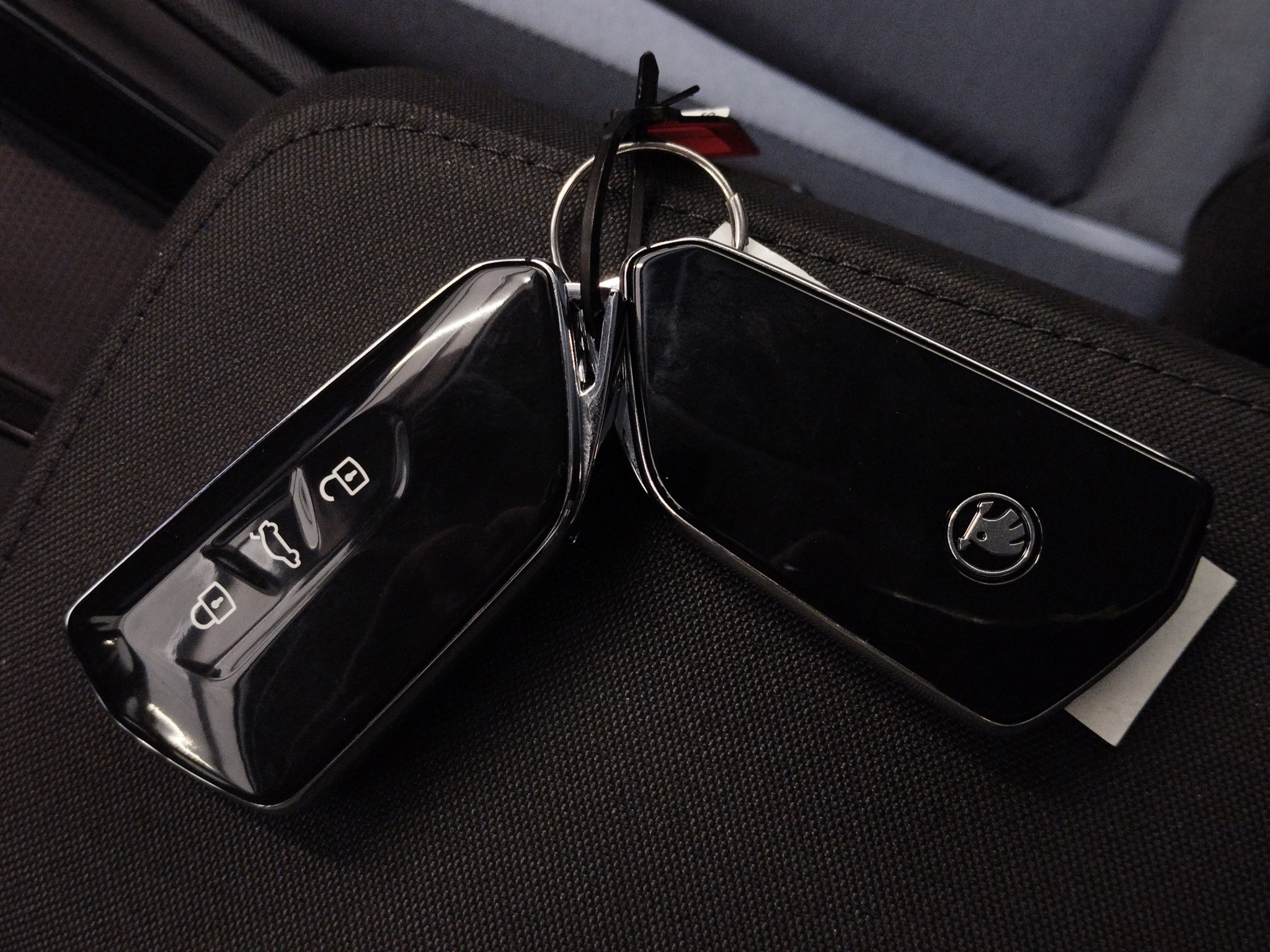 Skoda Elroq 50 Tour Automatik *PDC*NAVI*Front Assist – Bild 29