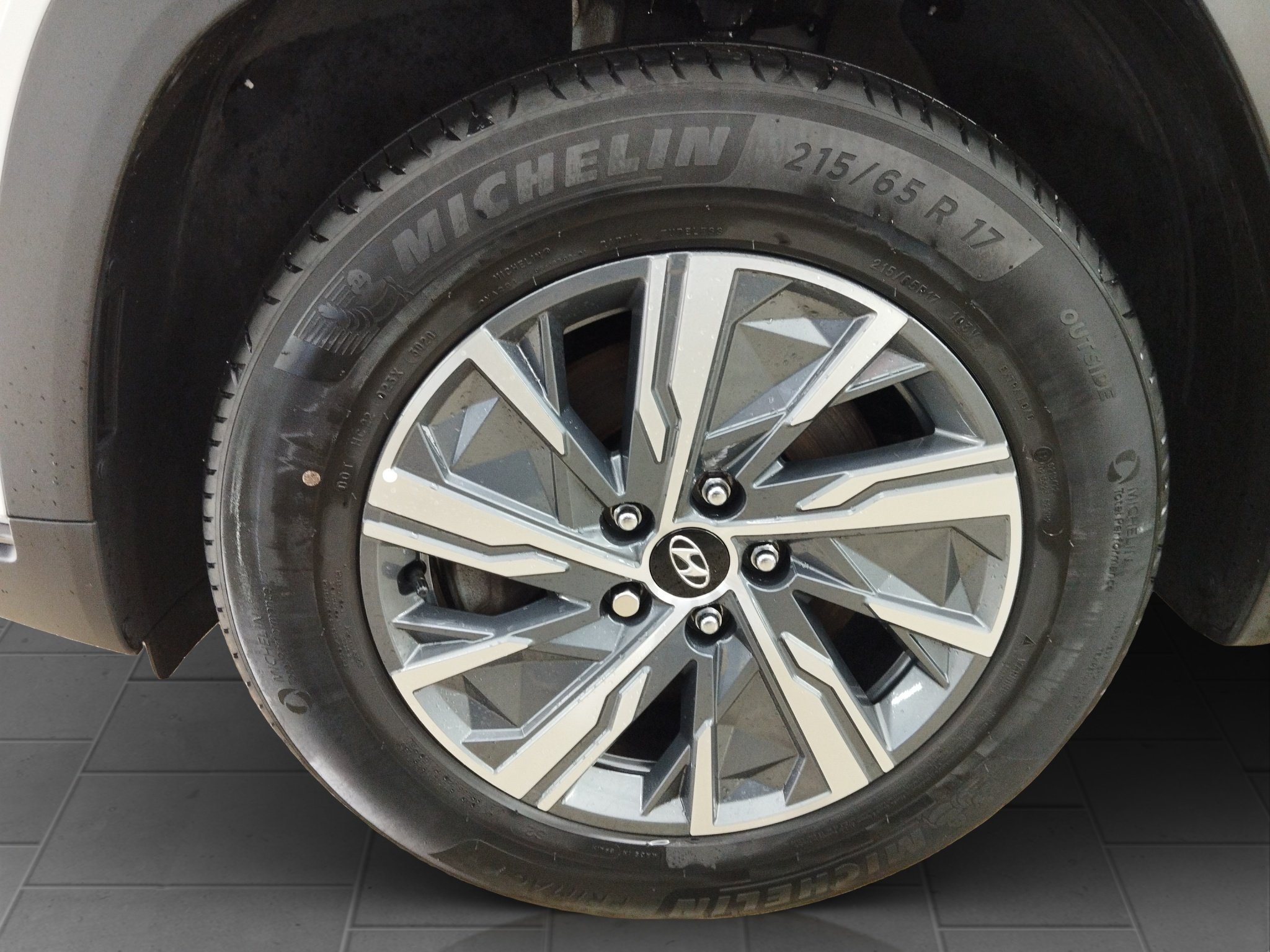 Hyundai TUCSON 1.6 T-GDi Hybrid Select 4WD Automatik AUT – Bild 20