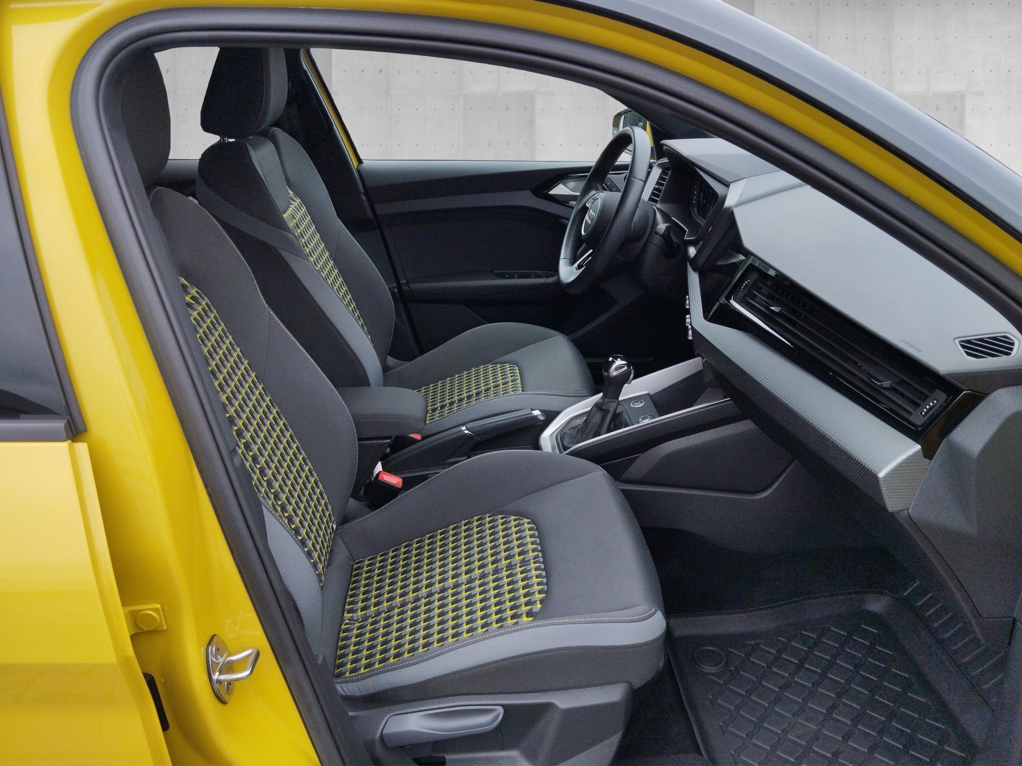 Audi A1 Sportback 1.5 TFSI S line DSG AUT*DynLicht*LM – Bild 19