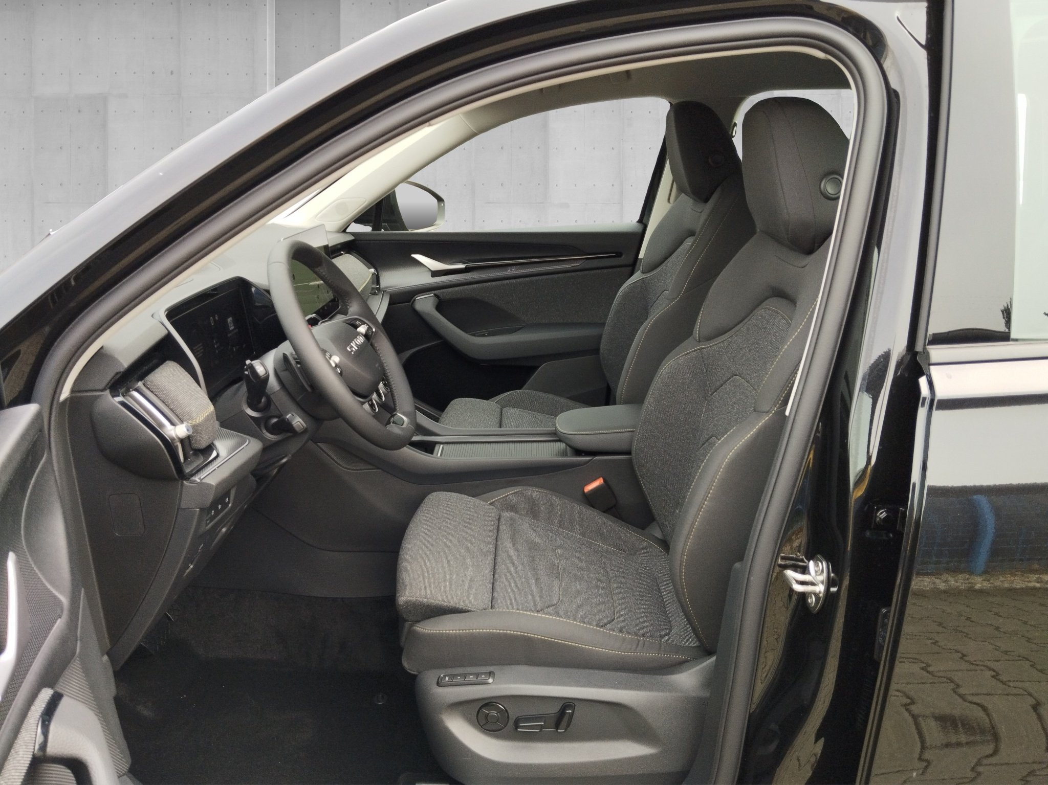 Skoda Kodiaq 2.0 TDI Selection DSG *360°*ACC*AHK*AUT*LM – Bild 7