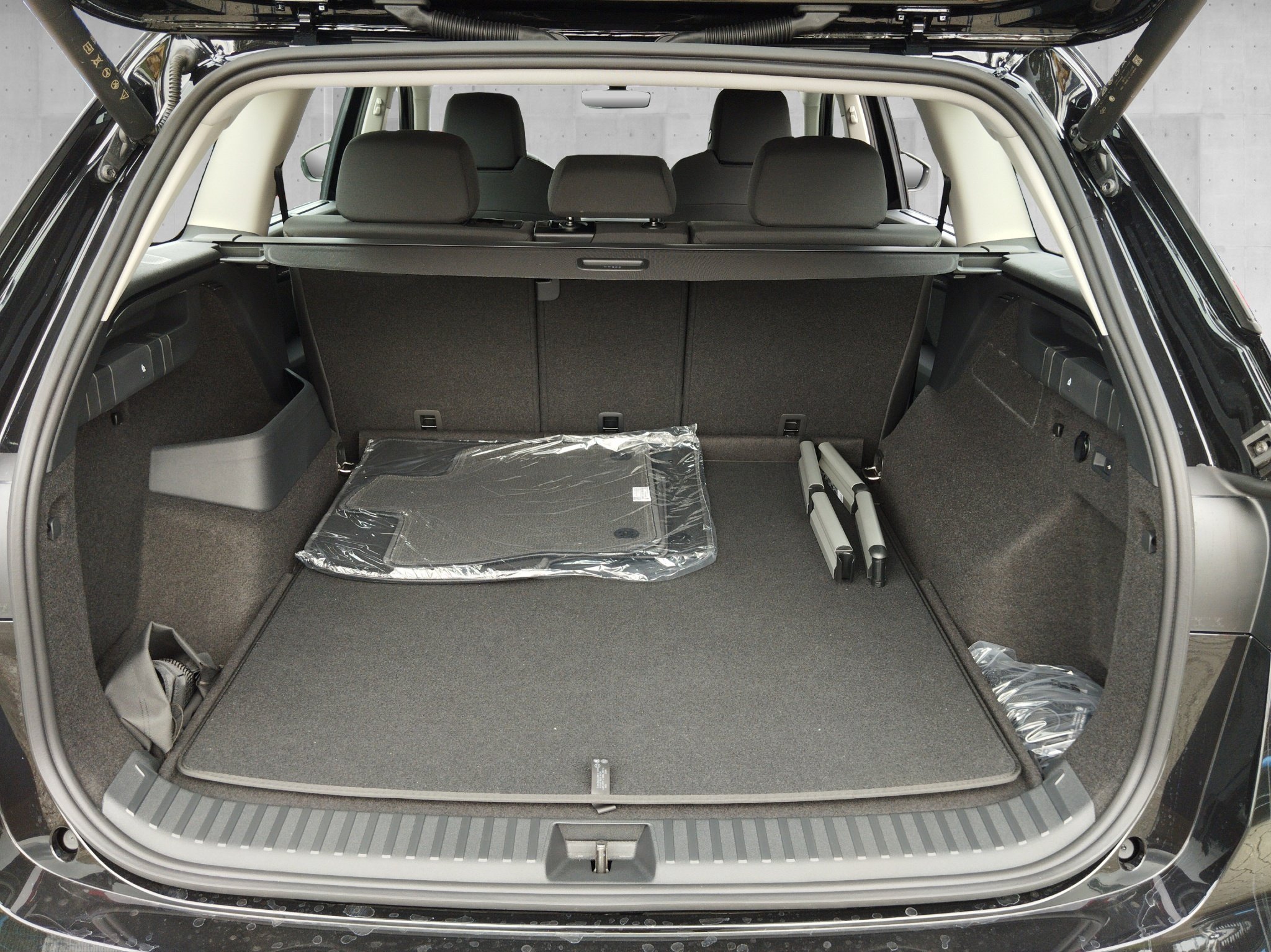 Skoda Kodiaq 2.0 TDI Selection DSG *360°*ACC*AHK*AUT*LM – Bild 17