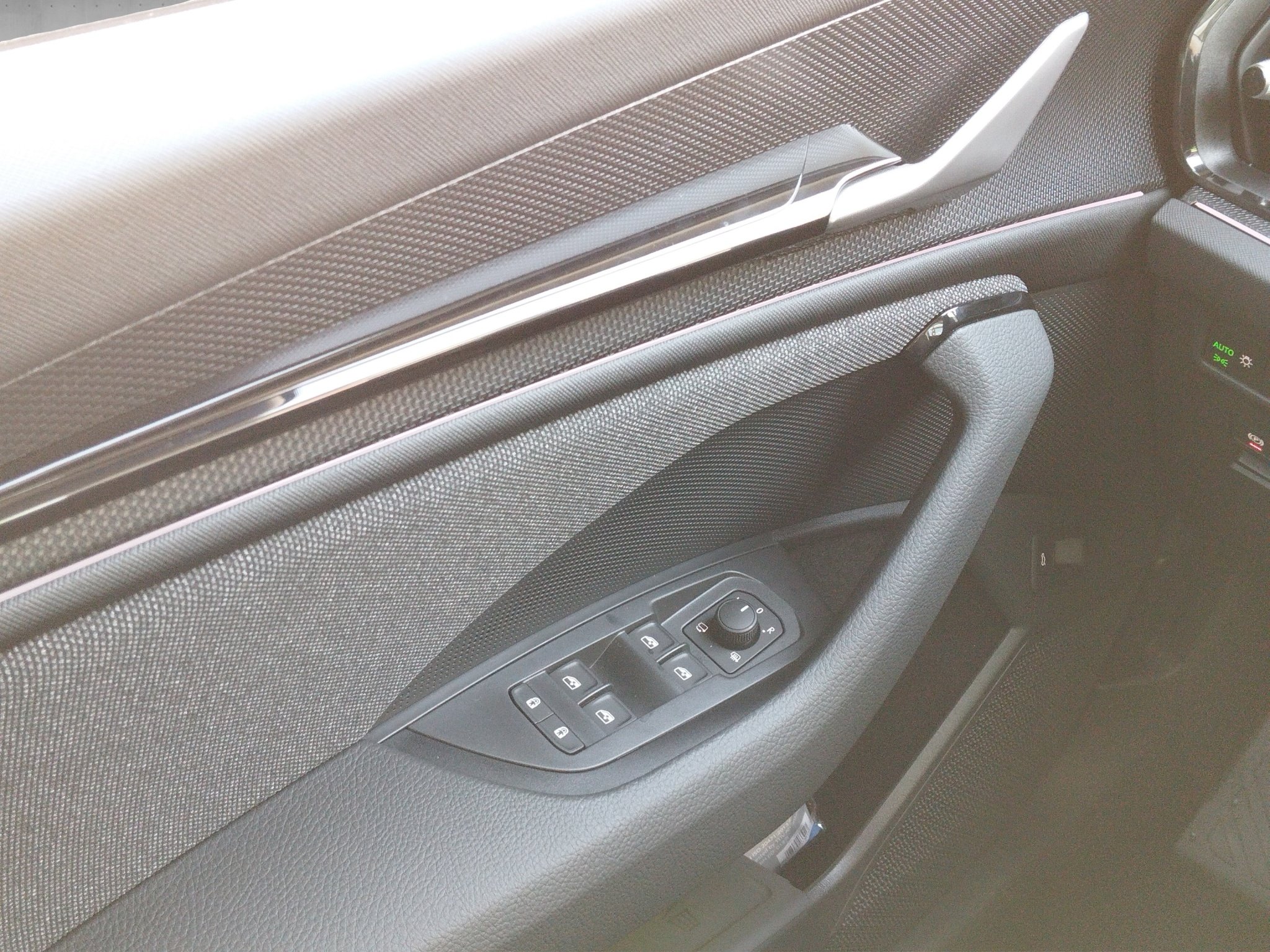 Skoda Kodiaq 2.0 TDI Selection DSG *ACC*AHK*AUT*HUD*LED – Bild 12