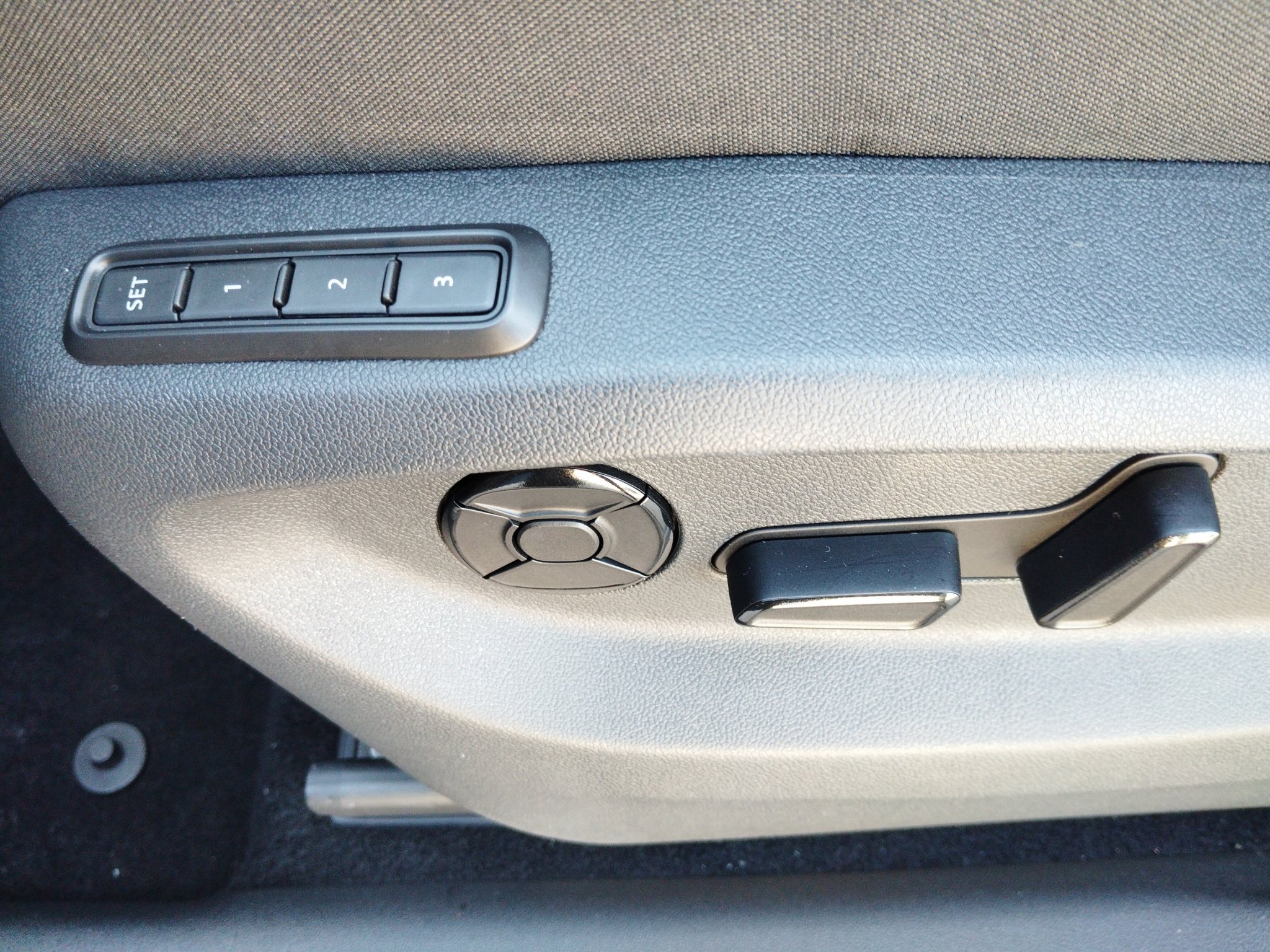 Skoda Kodiaq 2.0 TDI Selection DSG *ACC*AHK*AUT*HUD*LED – Bild 23