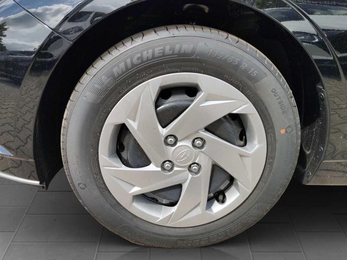 Hyundai i20 FL 1.2 Select – Bild 22