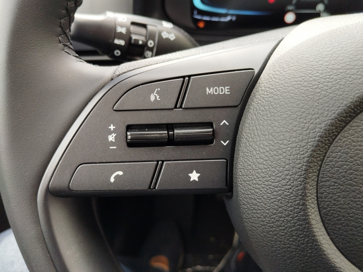 Hyundai i20 FL 1.2 Select – Bild 23