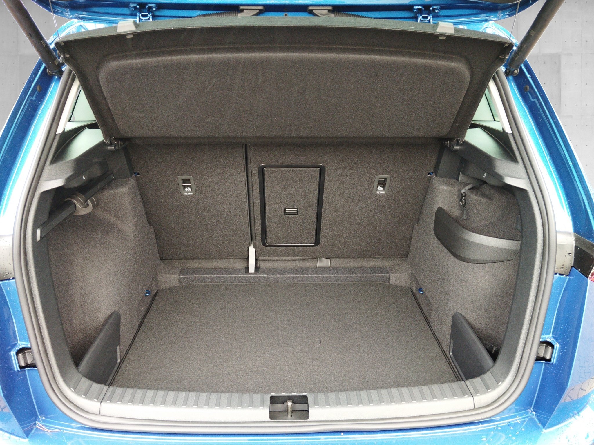 Skoda Karoq 1.5 TSI Tour DSG *ACC*AHK*AUT*Fernlichtass. – Bild 17