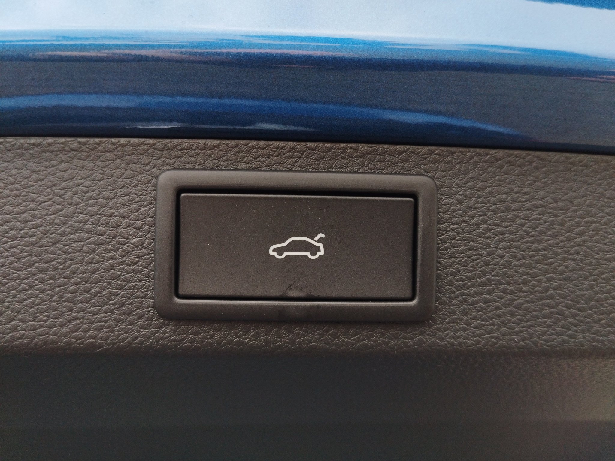 Skoda Karoq 1.5 TSI Tour DSG *ACC*AHK*AUT*Fernlichtass. – Bild 21