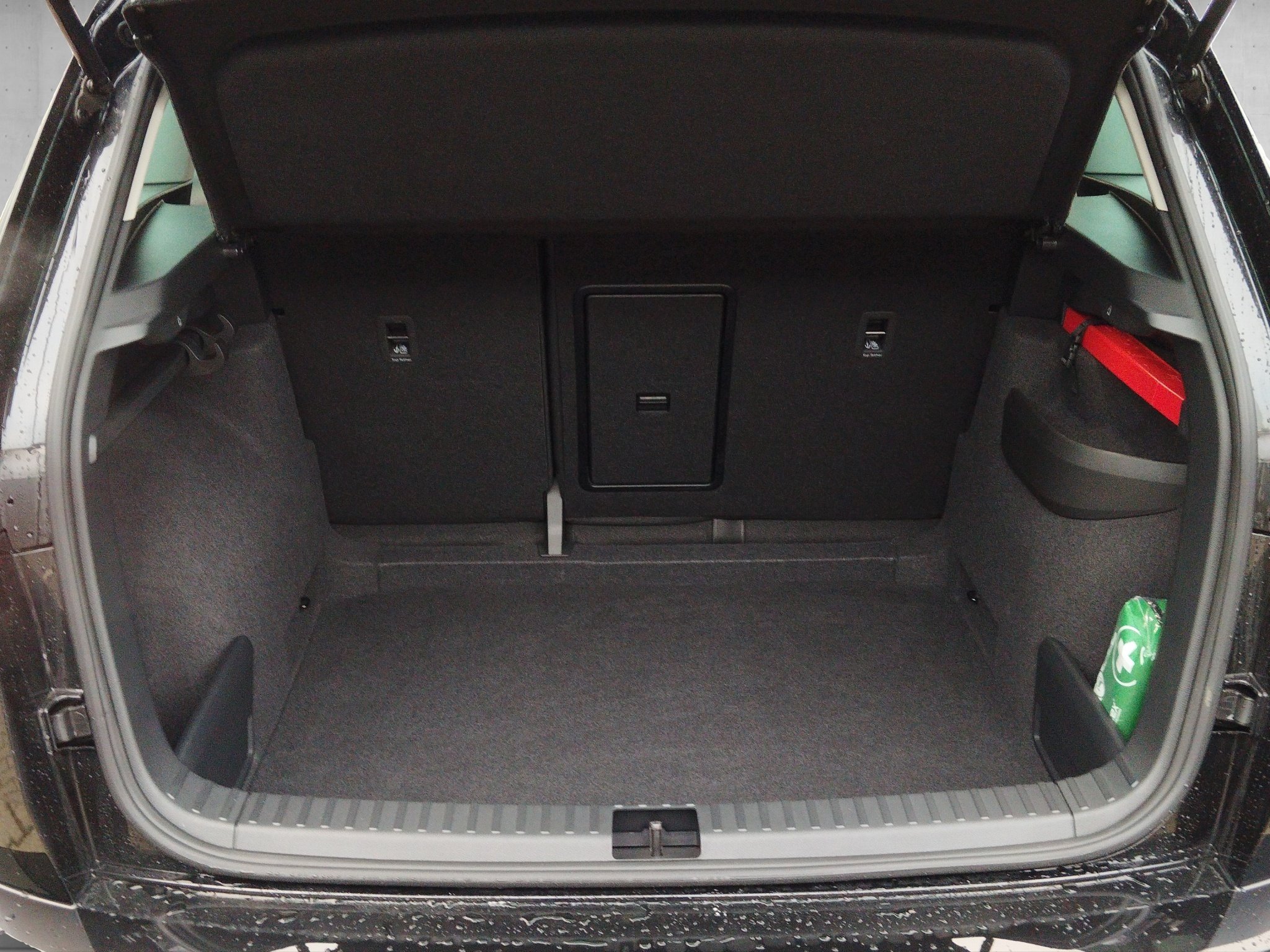 Skoda Karoq 1.5 TSI Drive ACC*AHK*KlimaA*LED*Navi*PDC – Bild 16